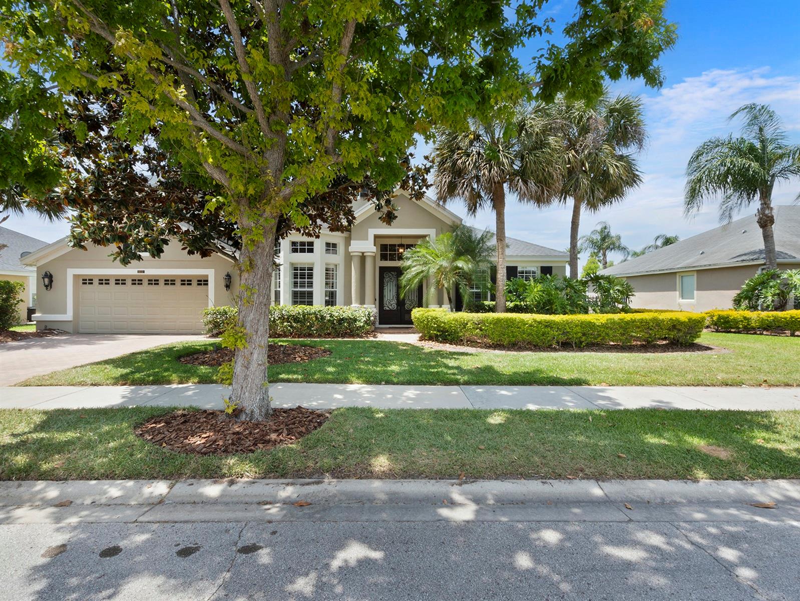 922 Home Grove Dr Property Photo