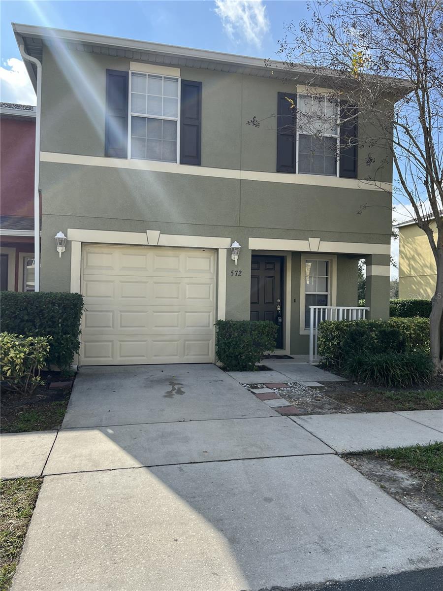 572 Cresting Oak Cir #19 Property Photo