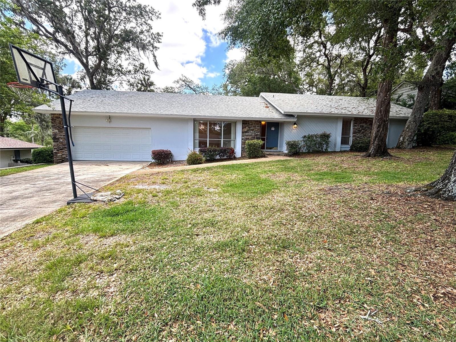 106 Country Hill Dr Property Photo