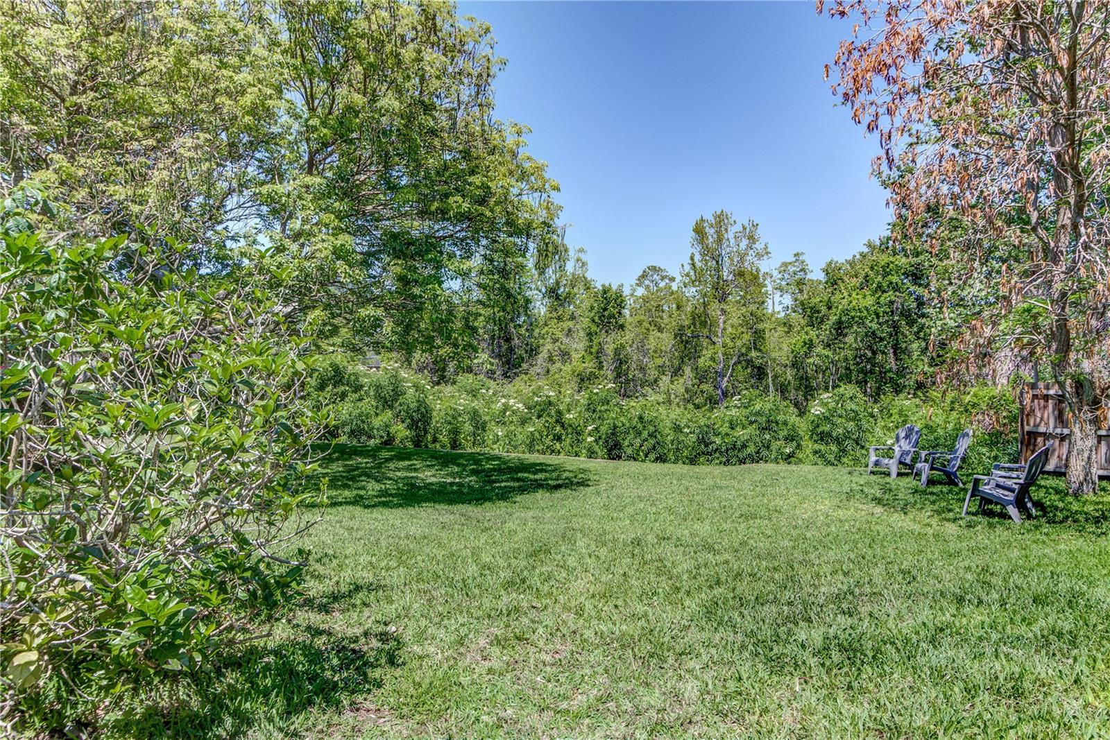 821 N Lake Claire Cir Property Photo 19