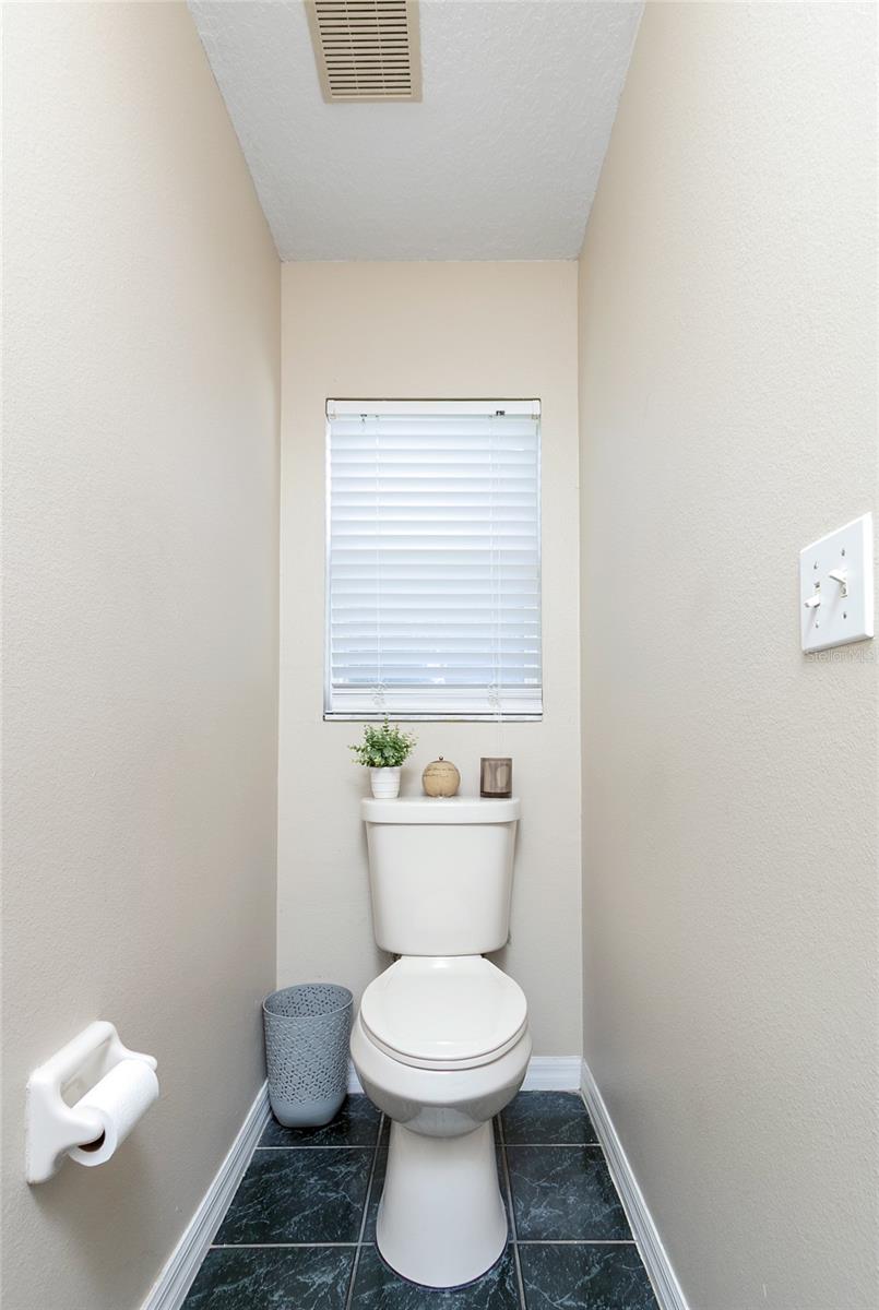 821 N Lake Claire Cir Property Photo 44