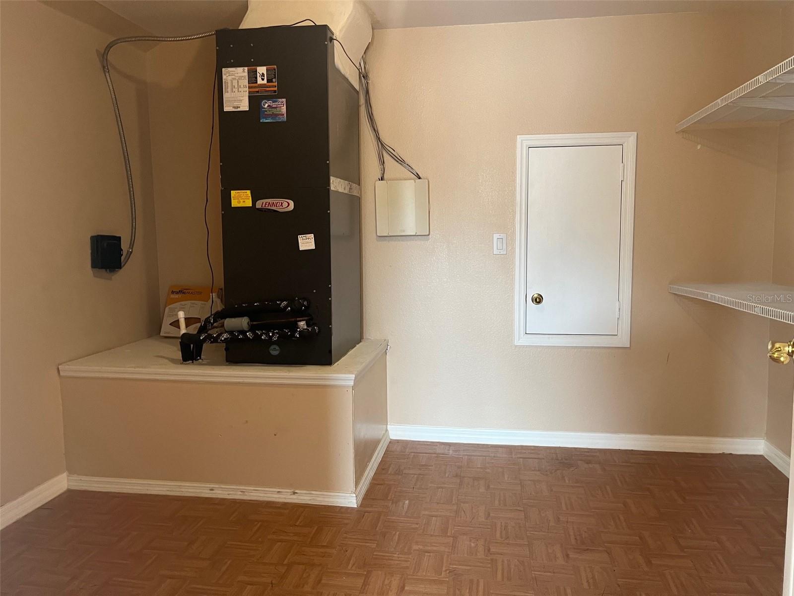 702 Palenci Ct Property Photo 48