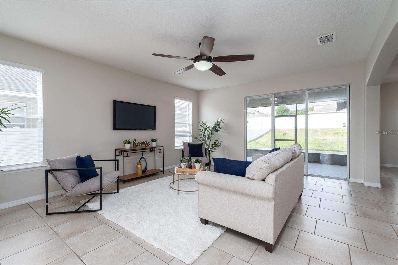 1710 Alejo Dr Property Photo 10