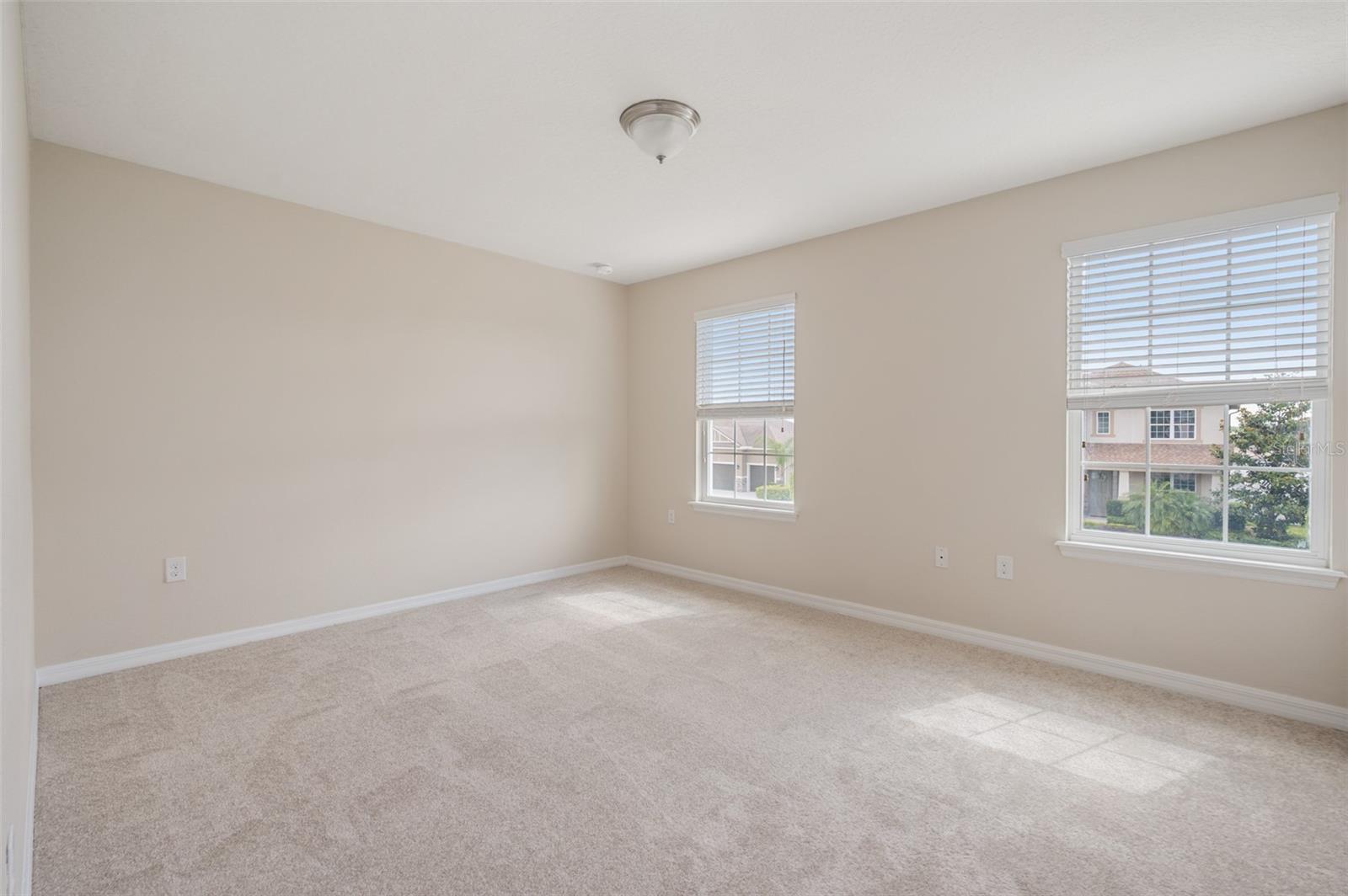 1710 Alejo Dr Property Photo 24