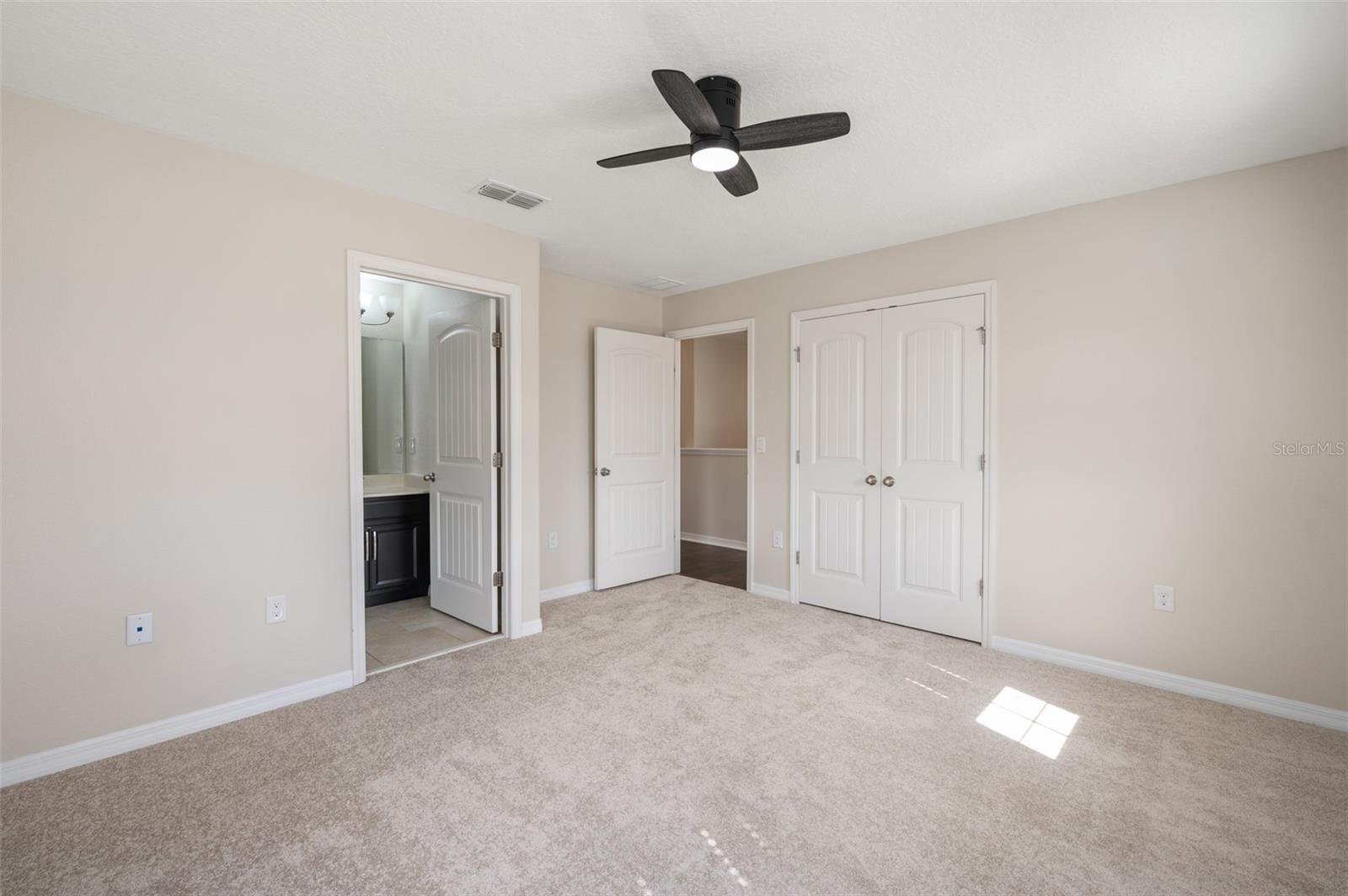 1710 Alejo Dr Property Photo 27