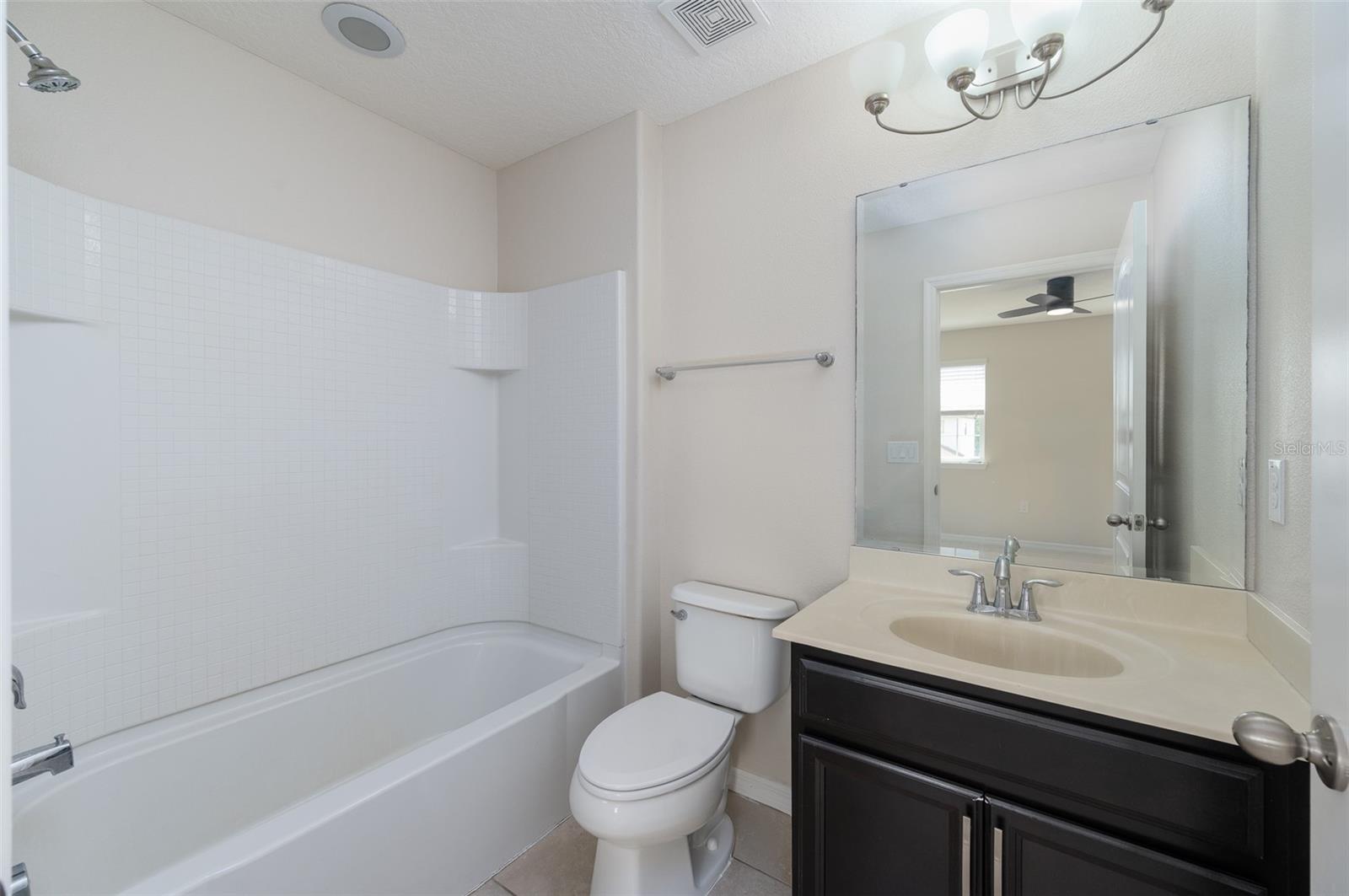 1710 Alejo Dr Property Photo 36