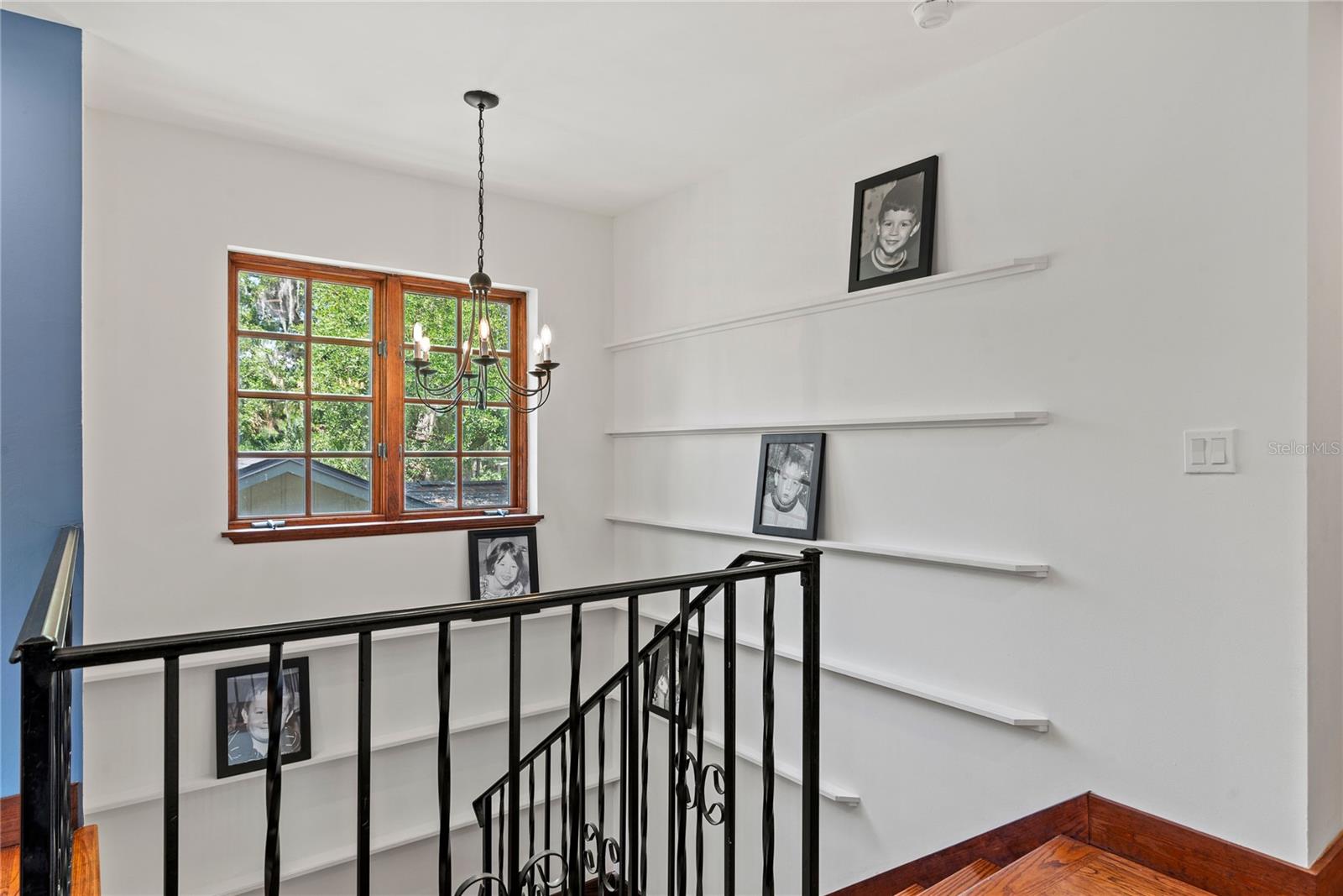 1110 Greenwood St Property Photo 32