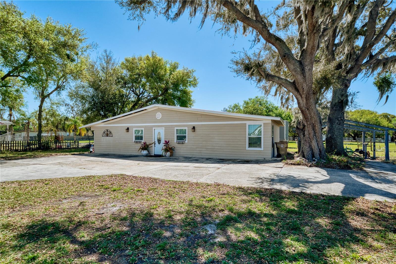 4424 Morris Dr Property Photo