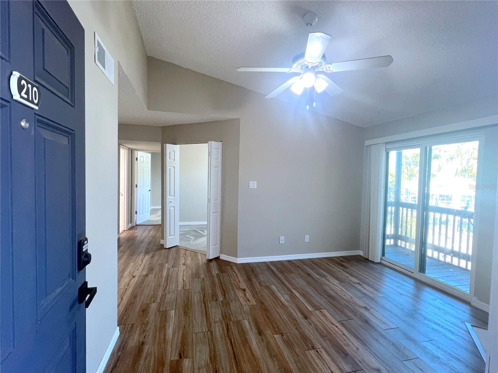 3732 Idlebrook Cir #210 Property Photo 2
