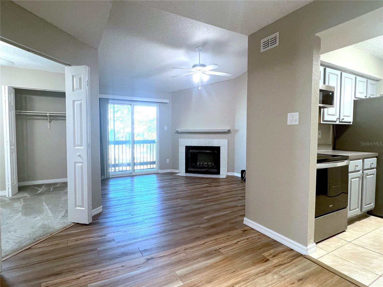 3732 Idlebrook Cir #210 Property Photo 5
