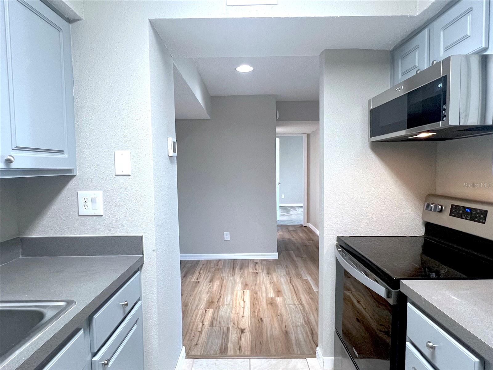 3732 Idlebrook Cir #210 Property Photo 11