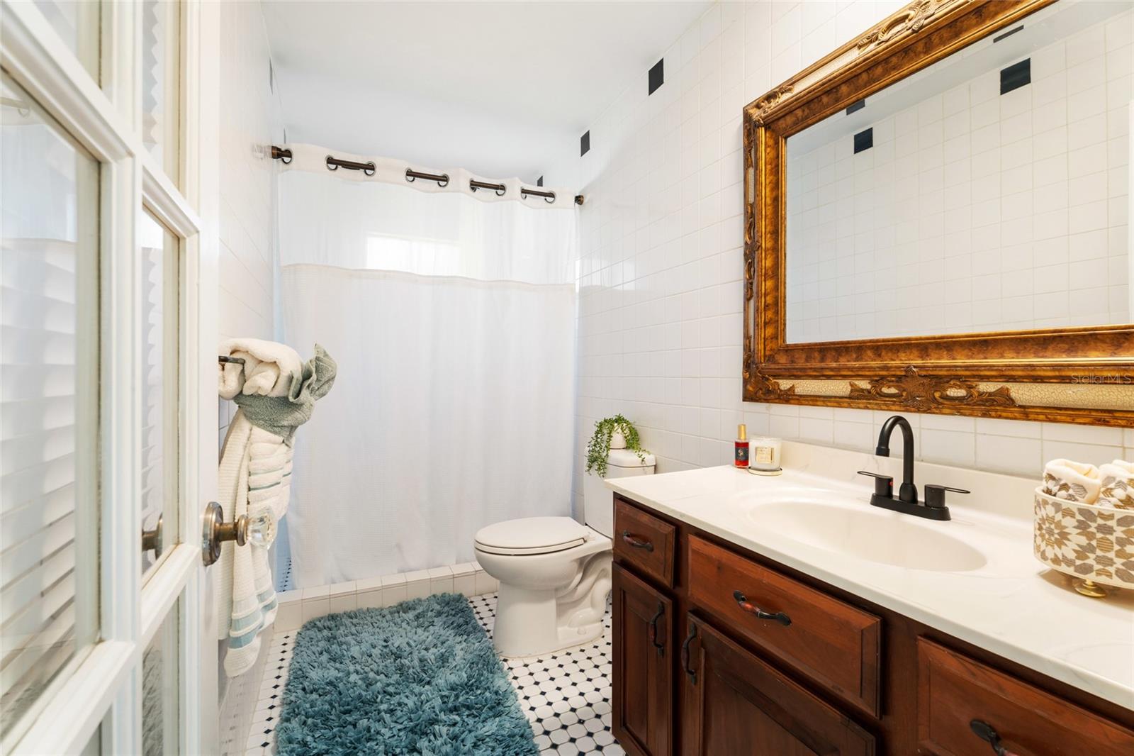 10423 Manassas Cir Property Photo 6