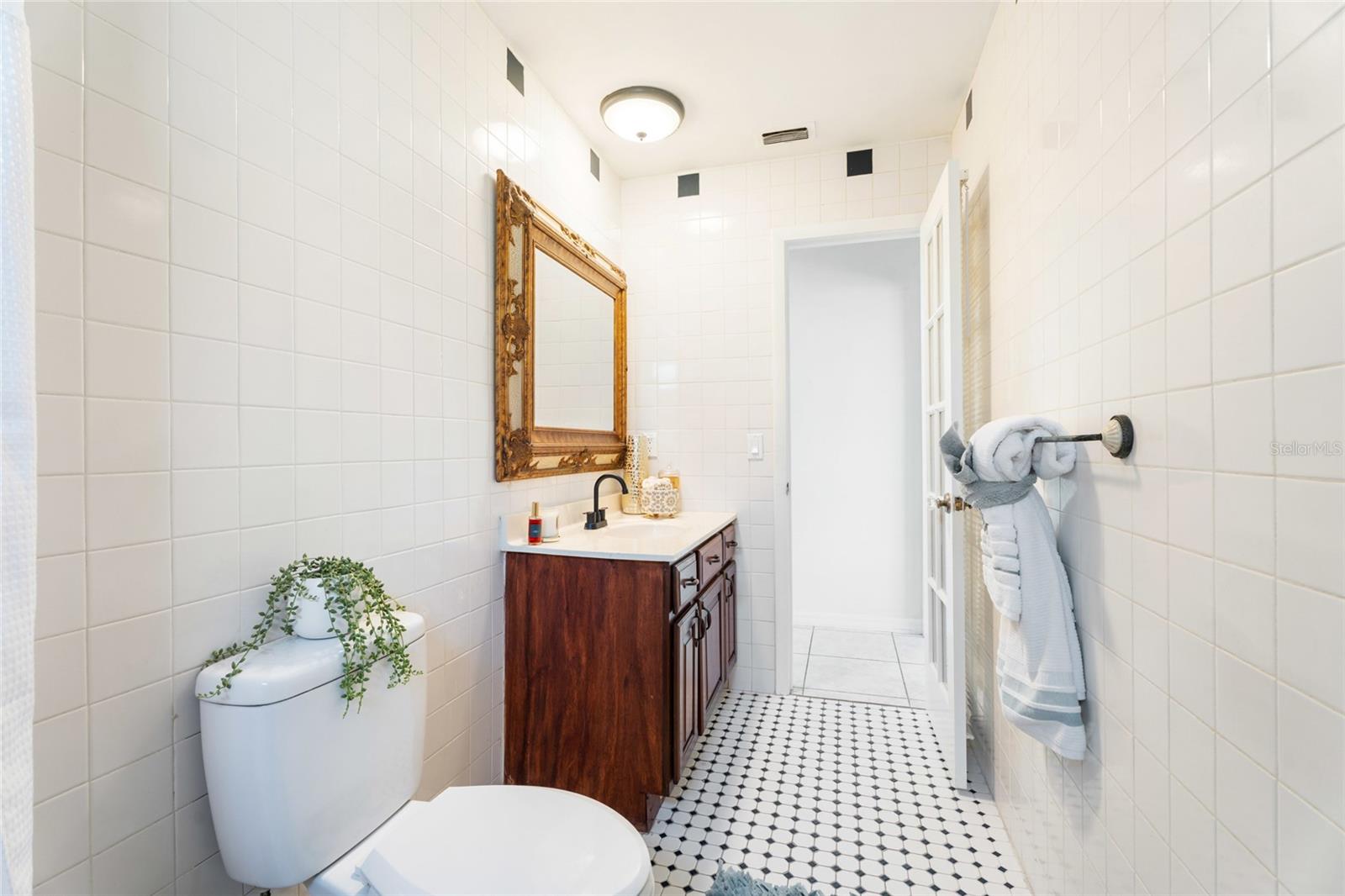 10423 Manassas Cir Property Photo 7