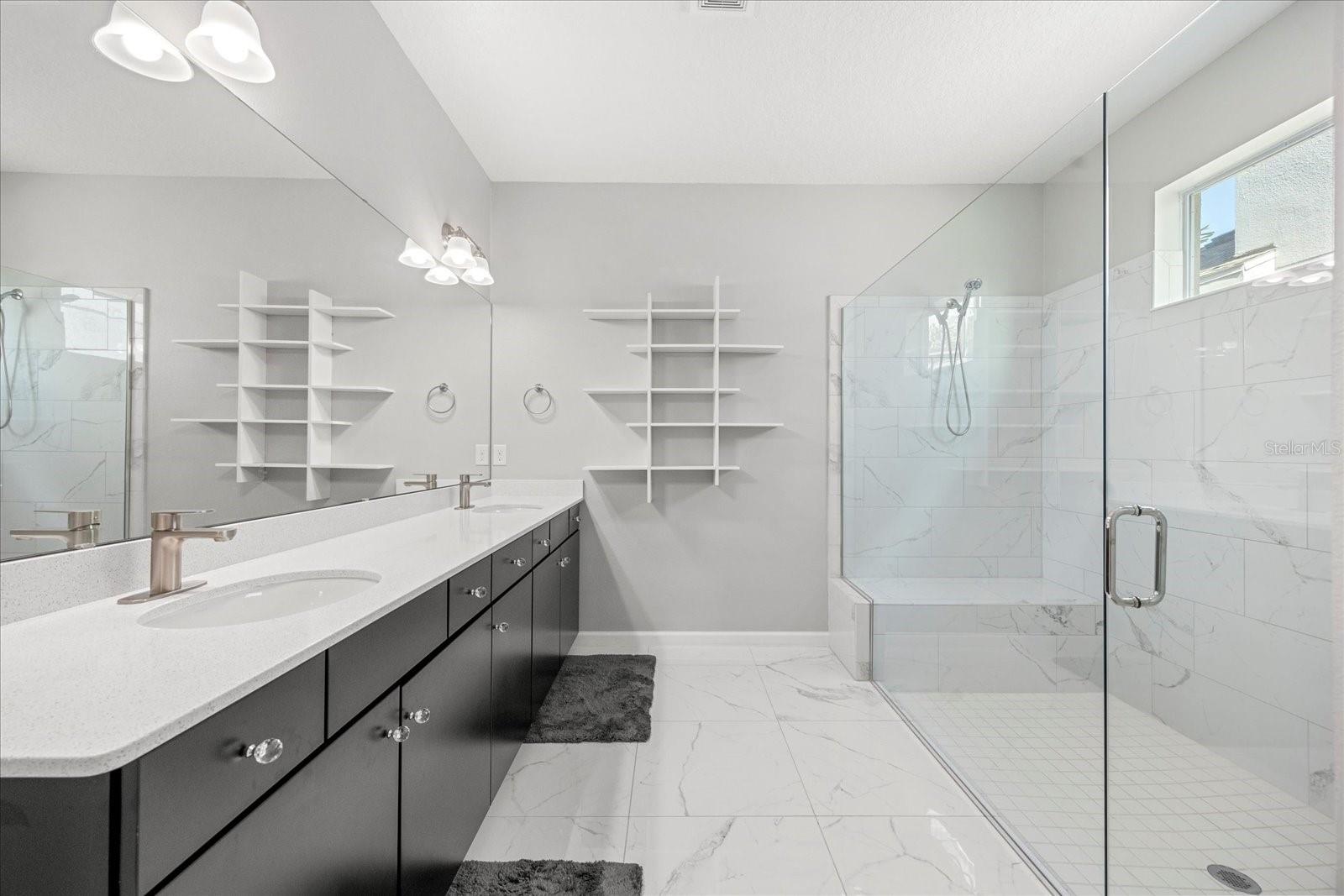 1109 Castlevecchio Loop Property Photo 15
