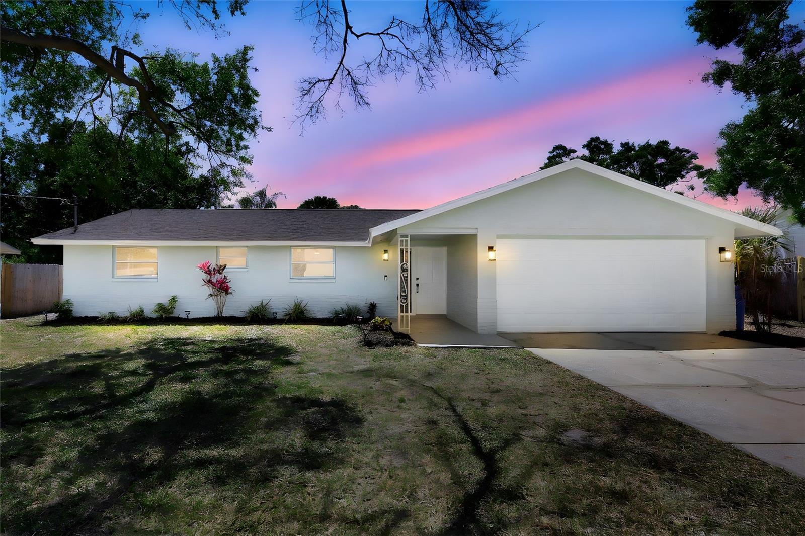 Apollo Beach Unit One Pt One Real Estate Listings Main Image