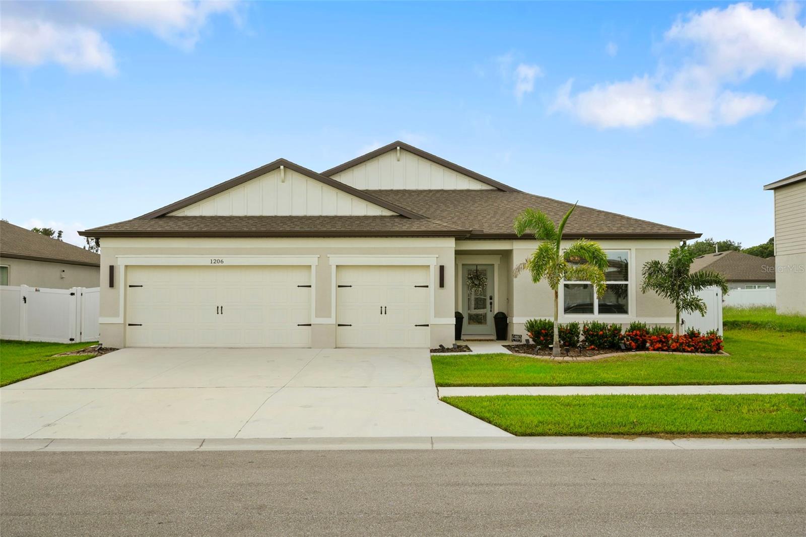 1206 Michelangelo Ln Property Photo