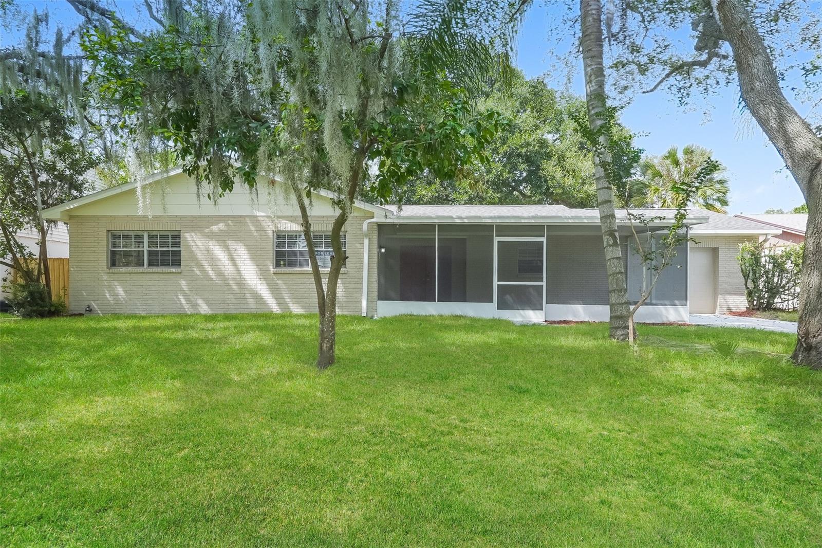 2204 Tanglewood Way Property Photo