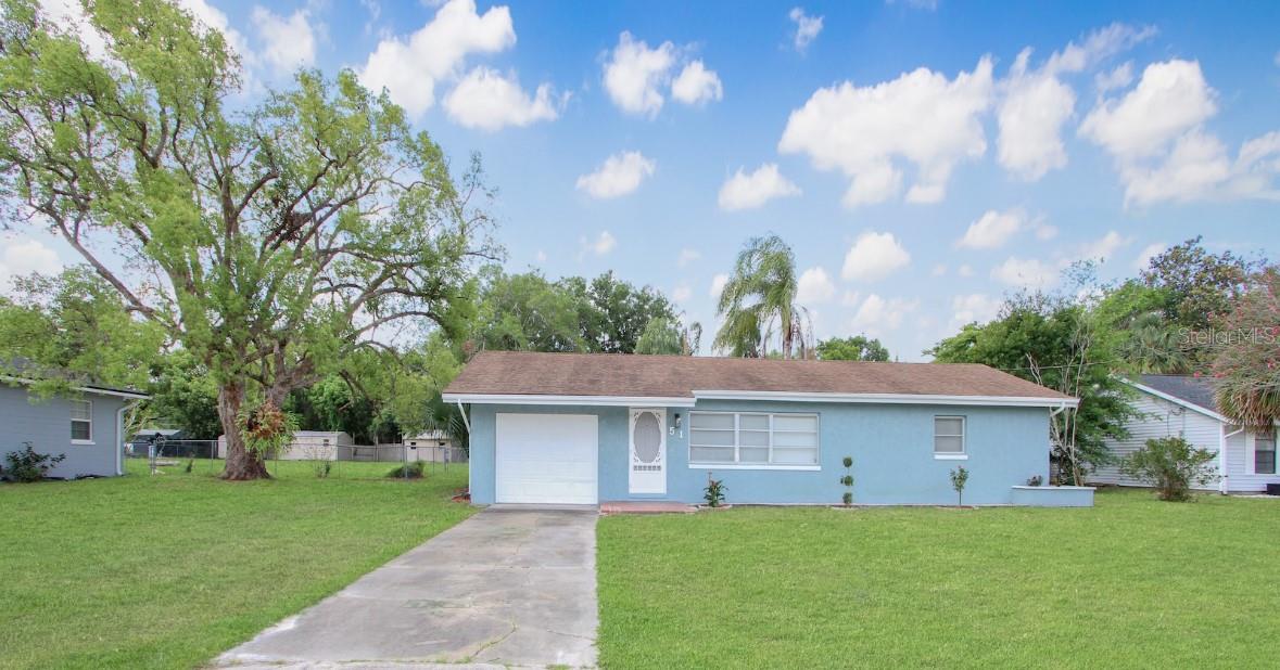 51 Park Ln Property Photo