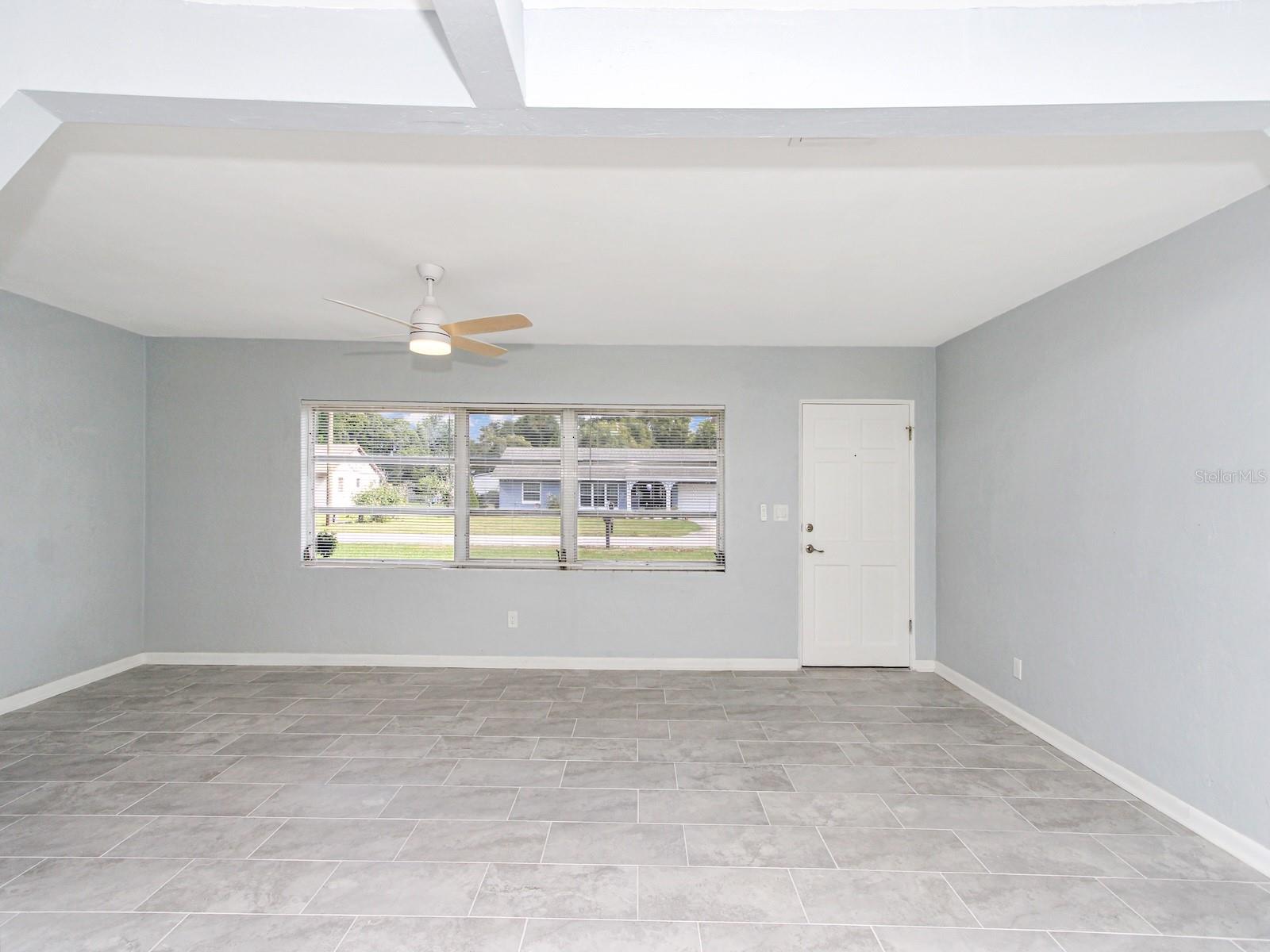 51 Park Ln Property Photo 5