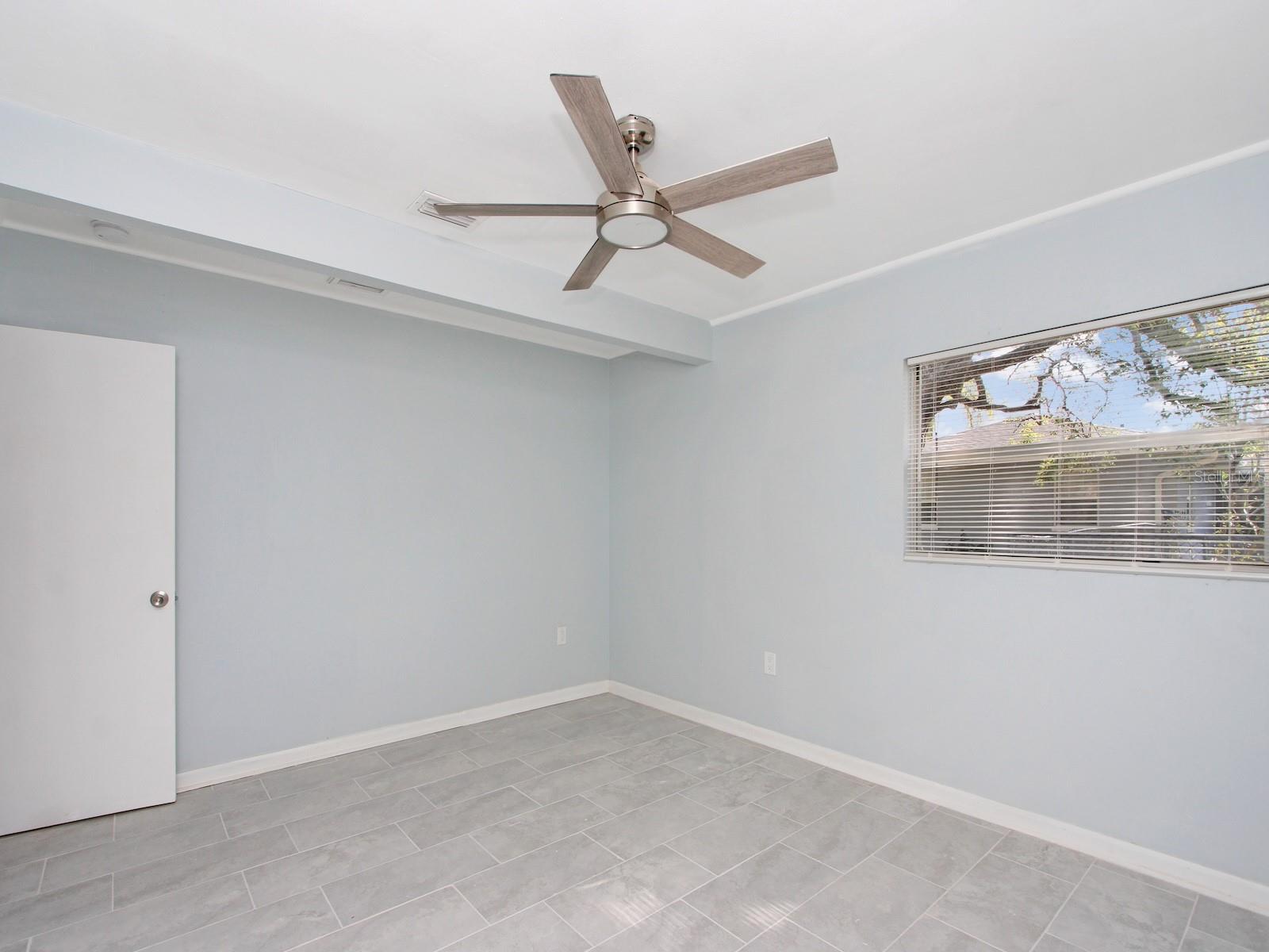 51 Park Ln Property Photo 19