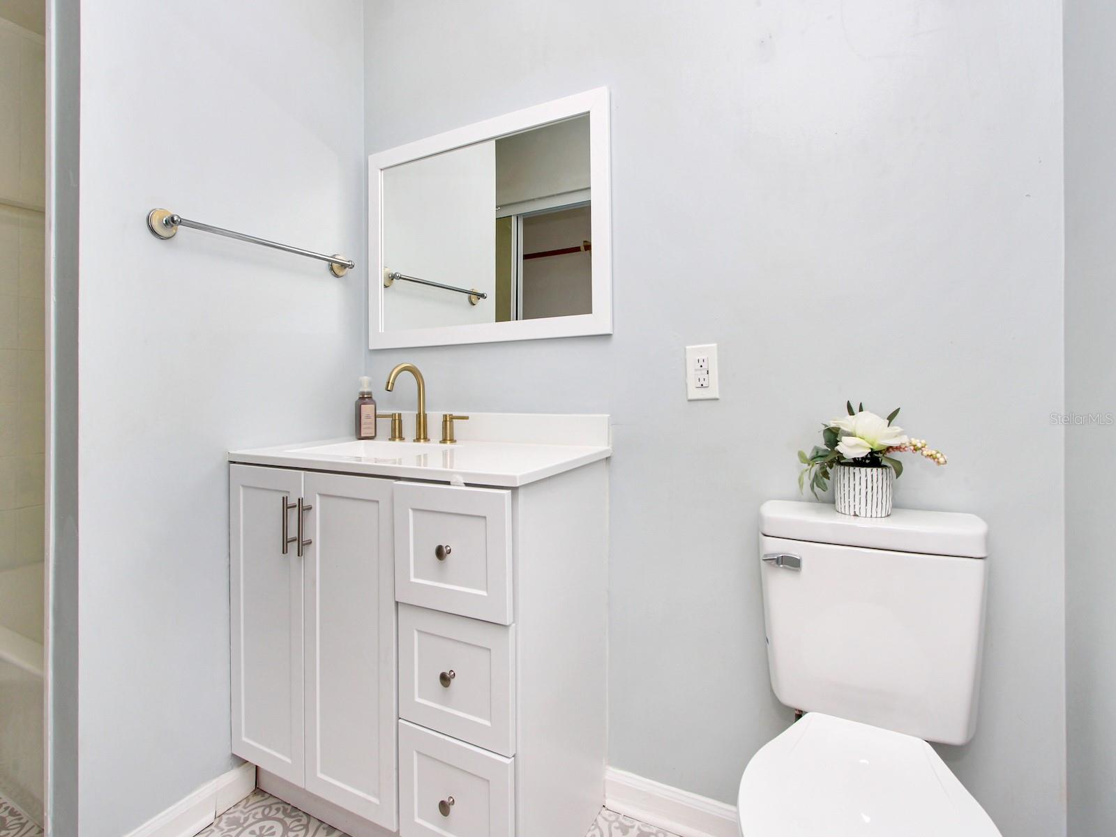 51 Park Ln Property Photo 22
