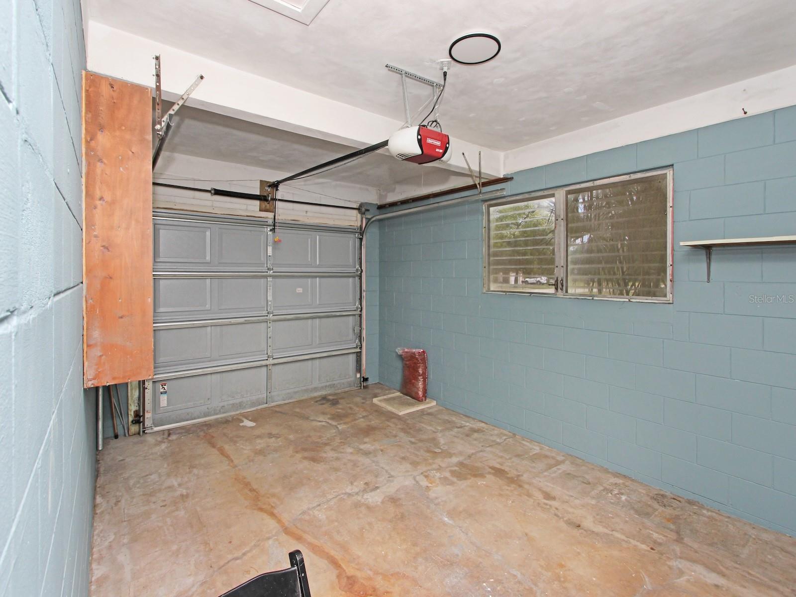 51 Park Ln Property Photo 30