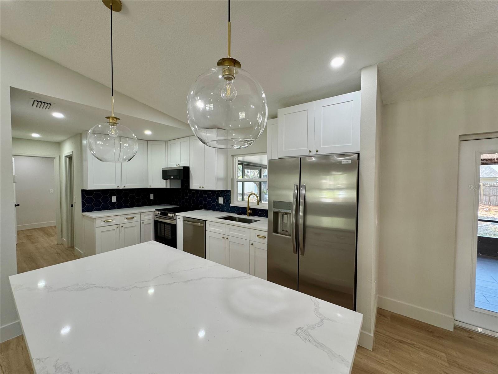 560 Garden Heights Dr Property Photo 12