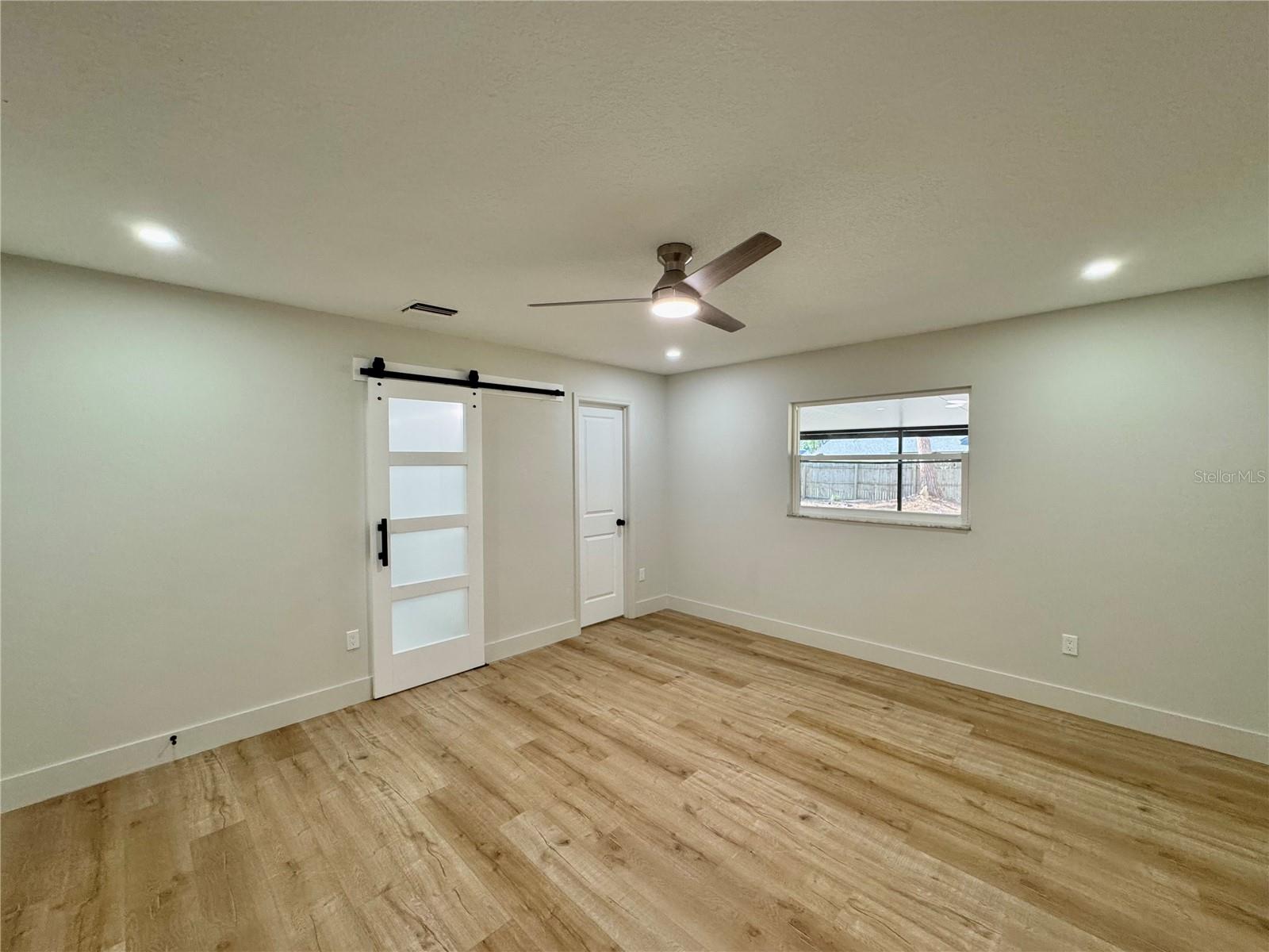 560 Garden Heights Dr Property Photo 17