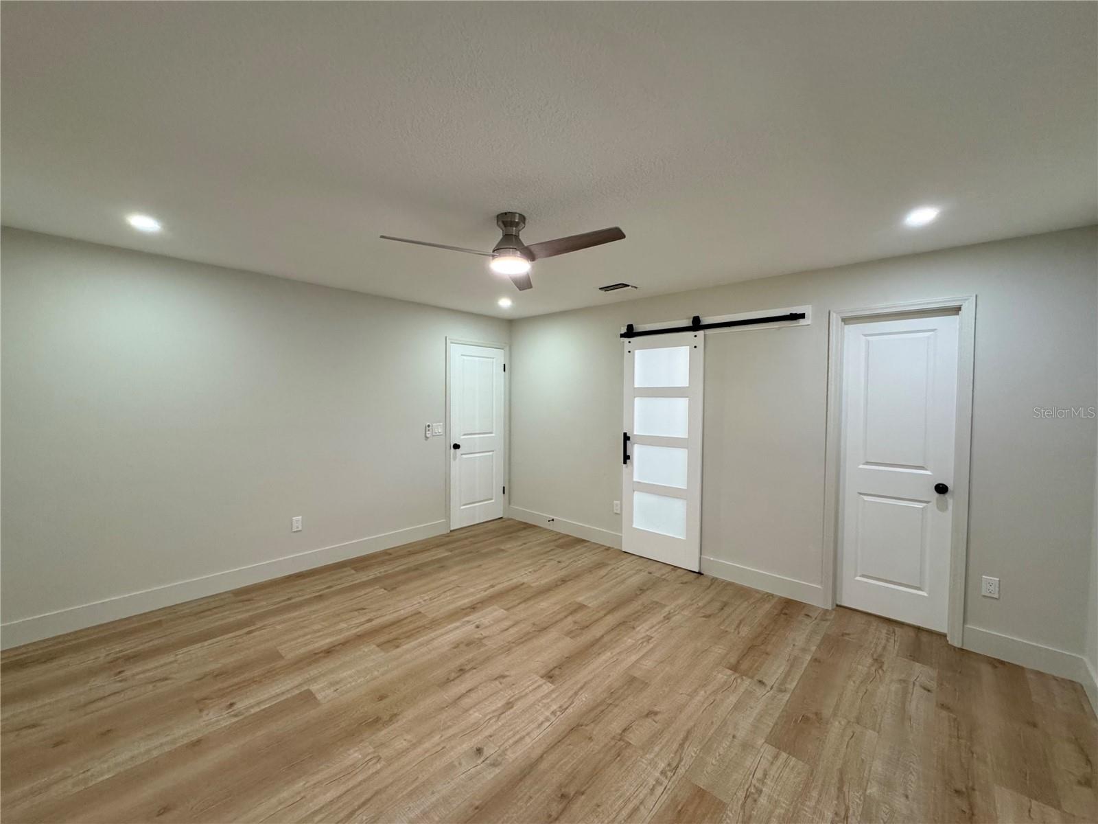 560 Garden Heights Dr Property Photo 18
