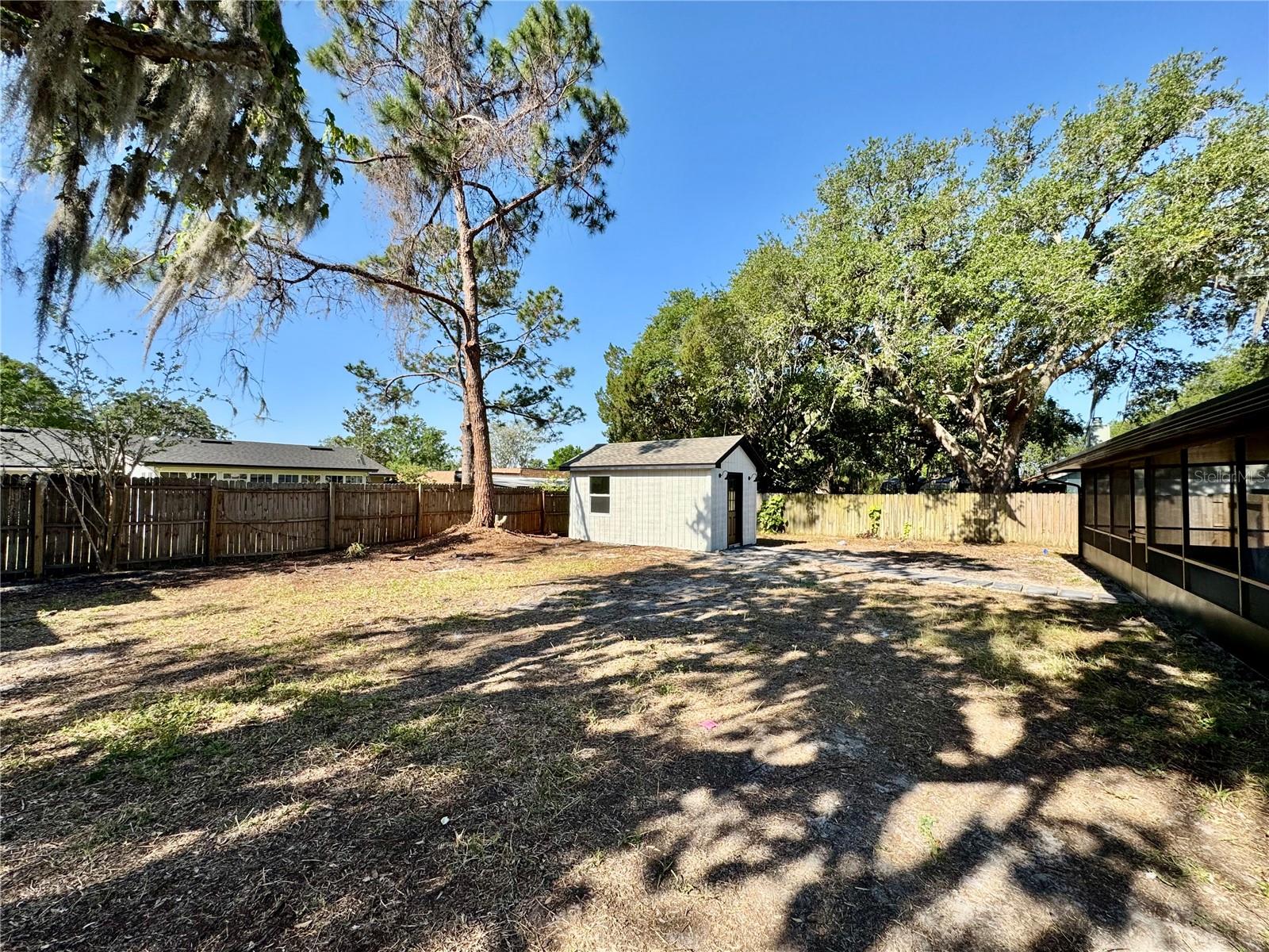 560 Garden Heights Dr Property Photo 37