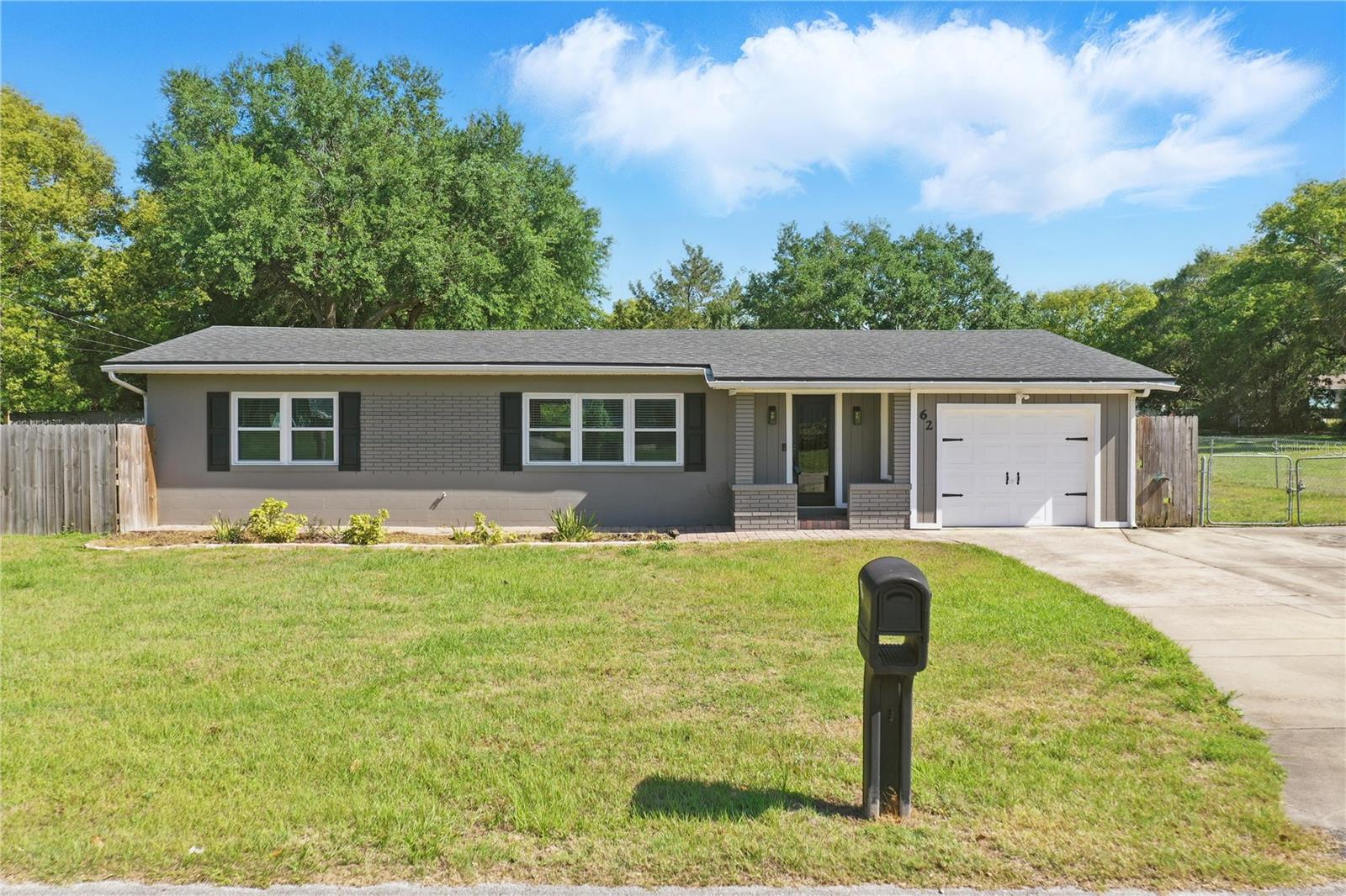 62 Magnolia Dr Property Photo