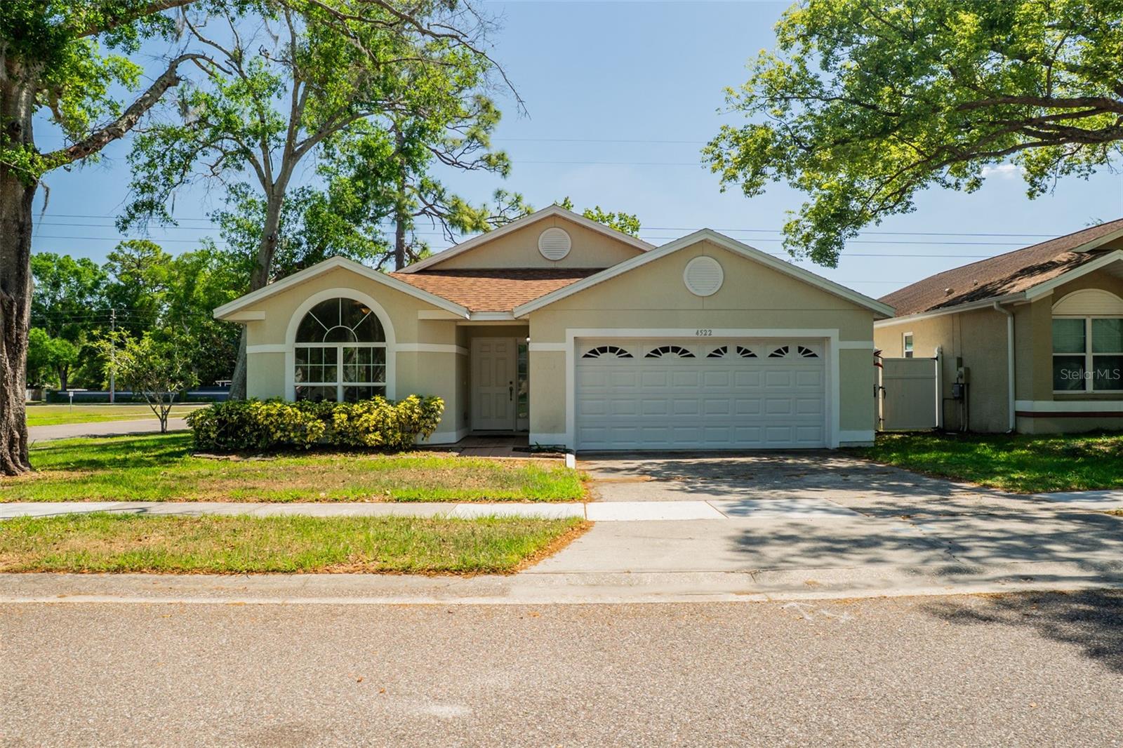 4522 Weeping Willow Cir Property Photo