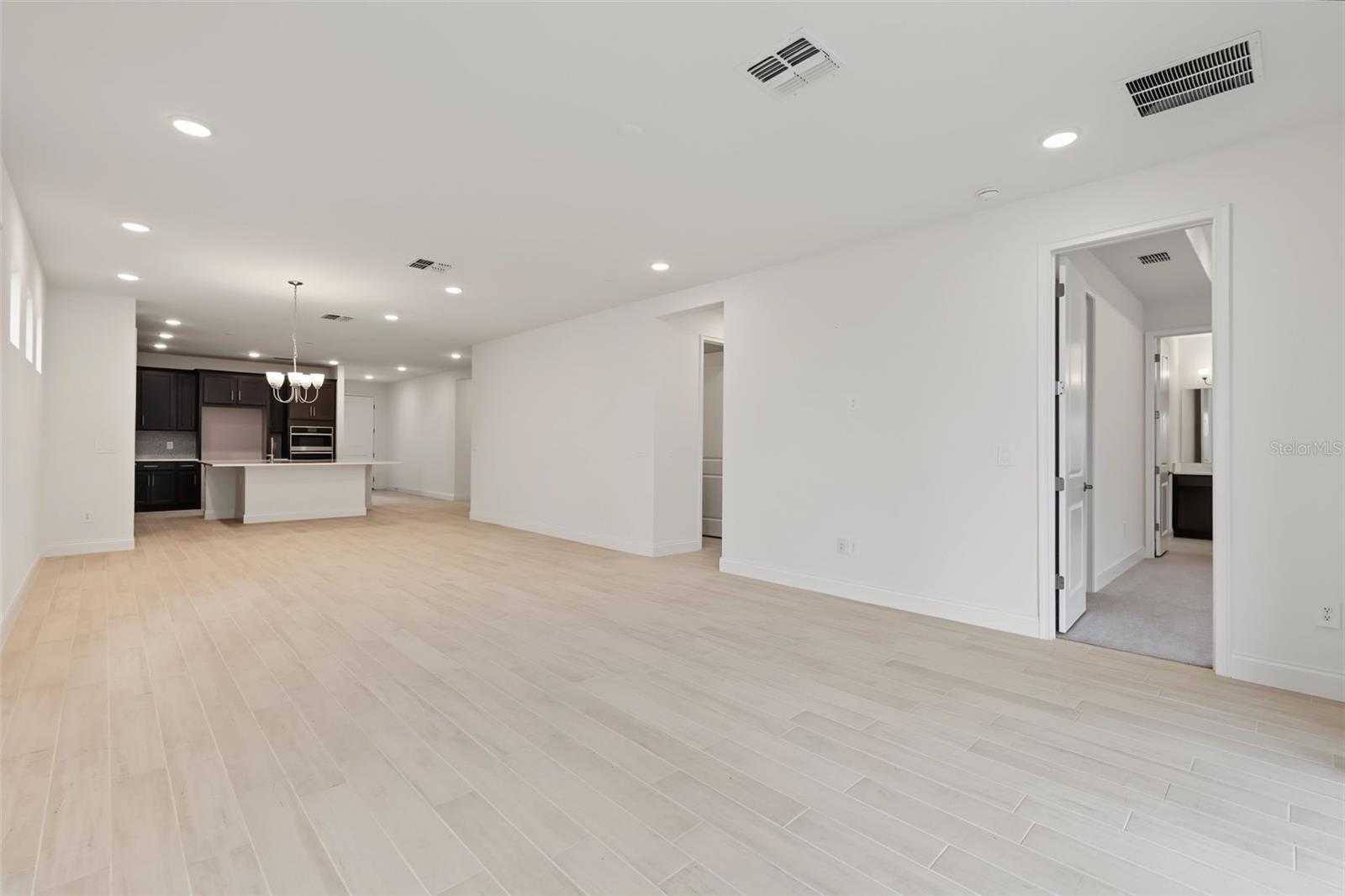 2366 Wise River Lane Property Photo 8