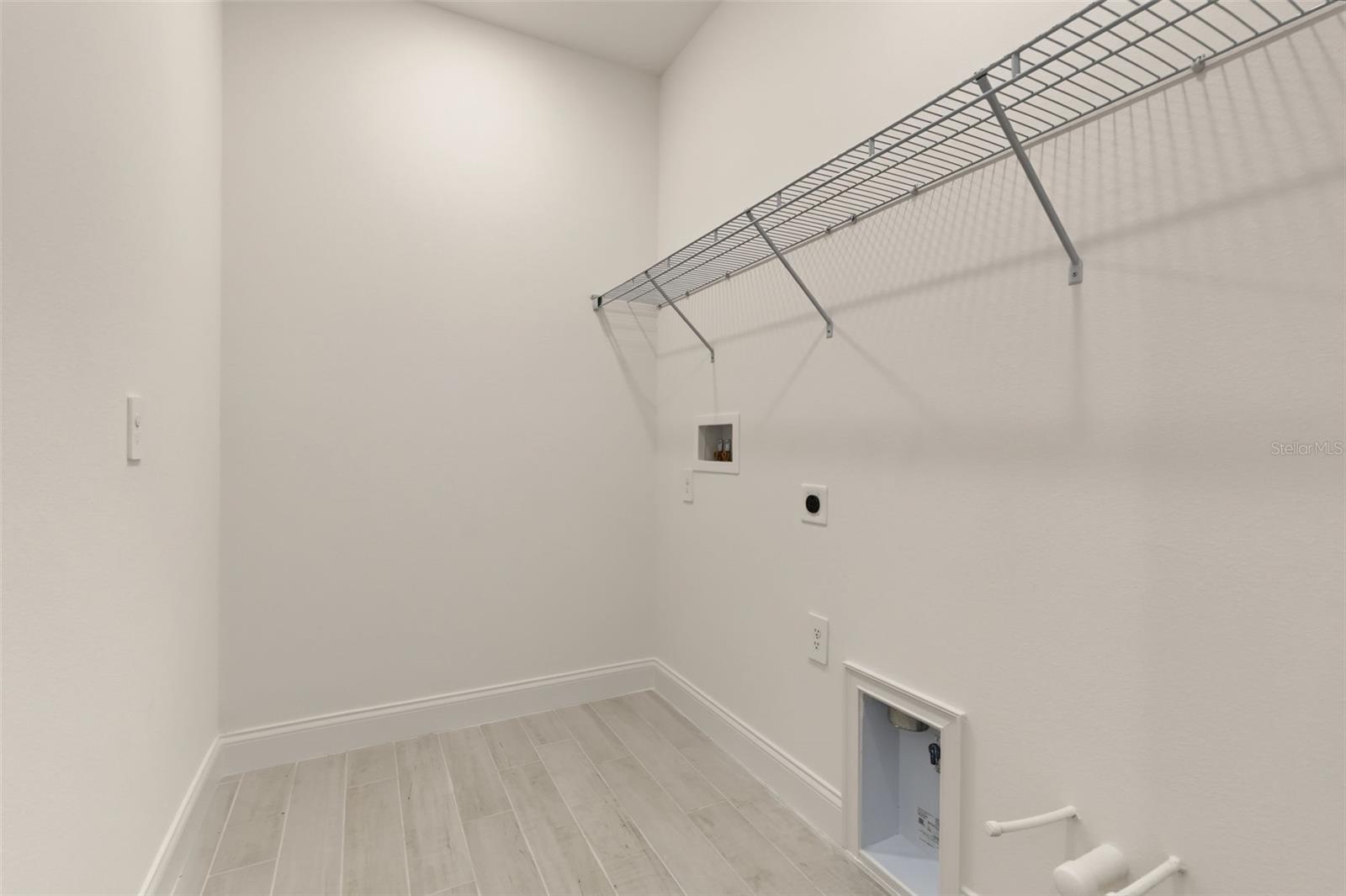 2366 Wise River Lane Property Photo 21