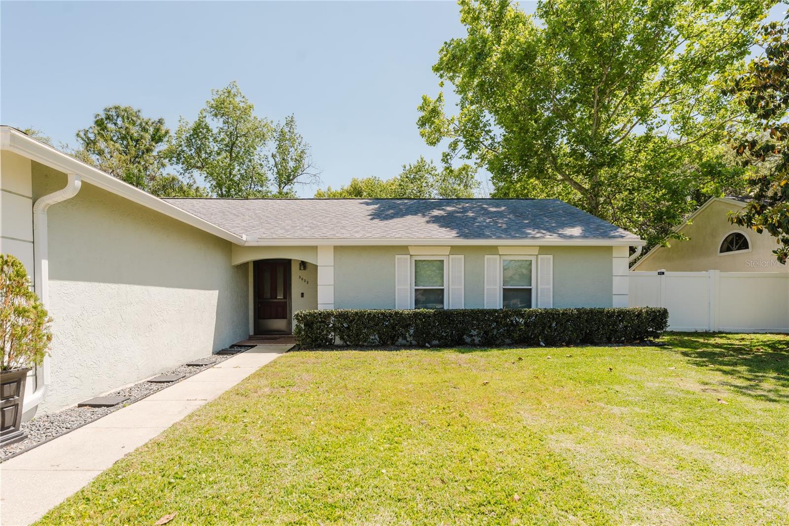 3033 S Horizon Pl Property Photo 2