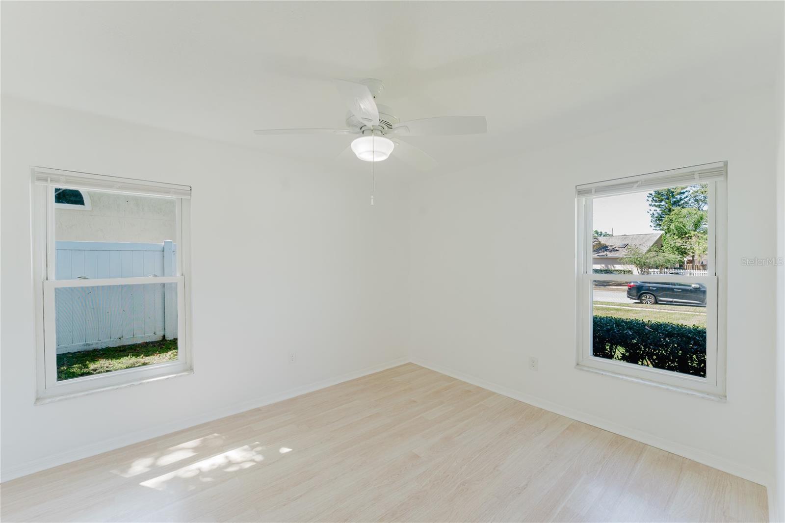 3033 S Horizon Pl Property Photo 18