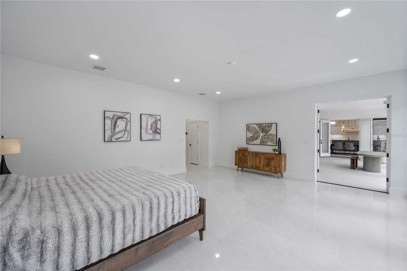 10849 Emerald Chase Dr Property Photo 16