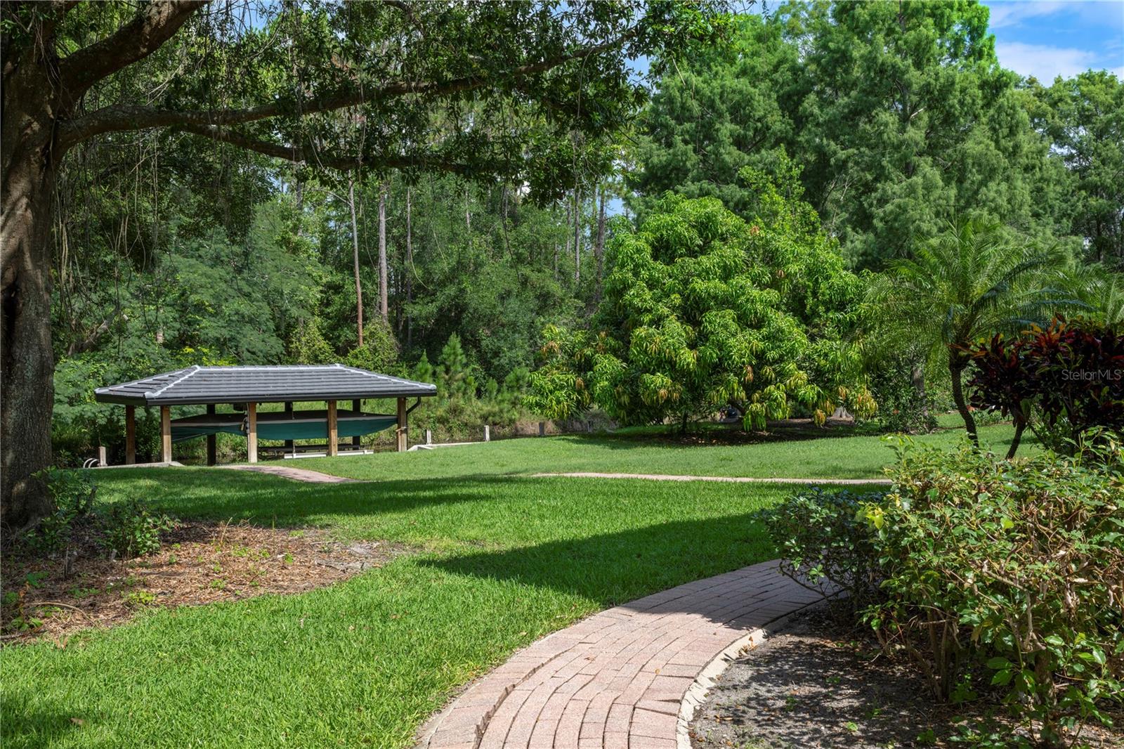 10849 Emerald Chase Dr Property Photo 38