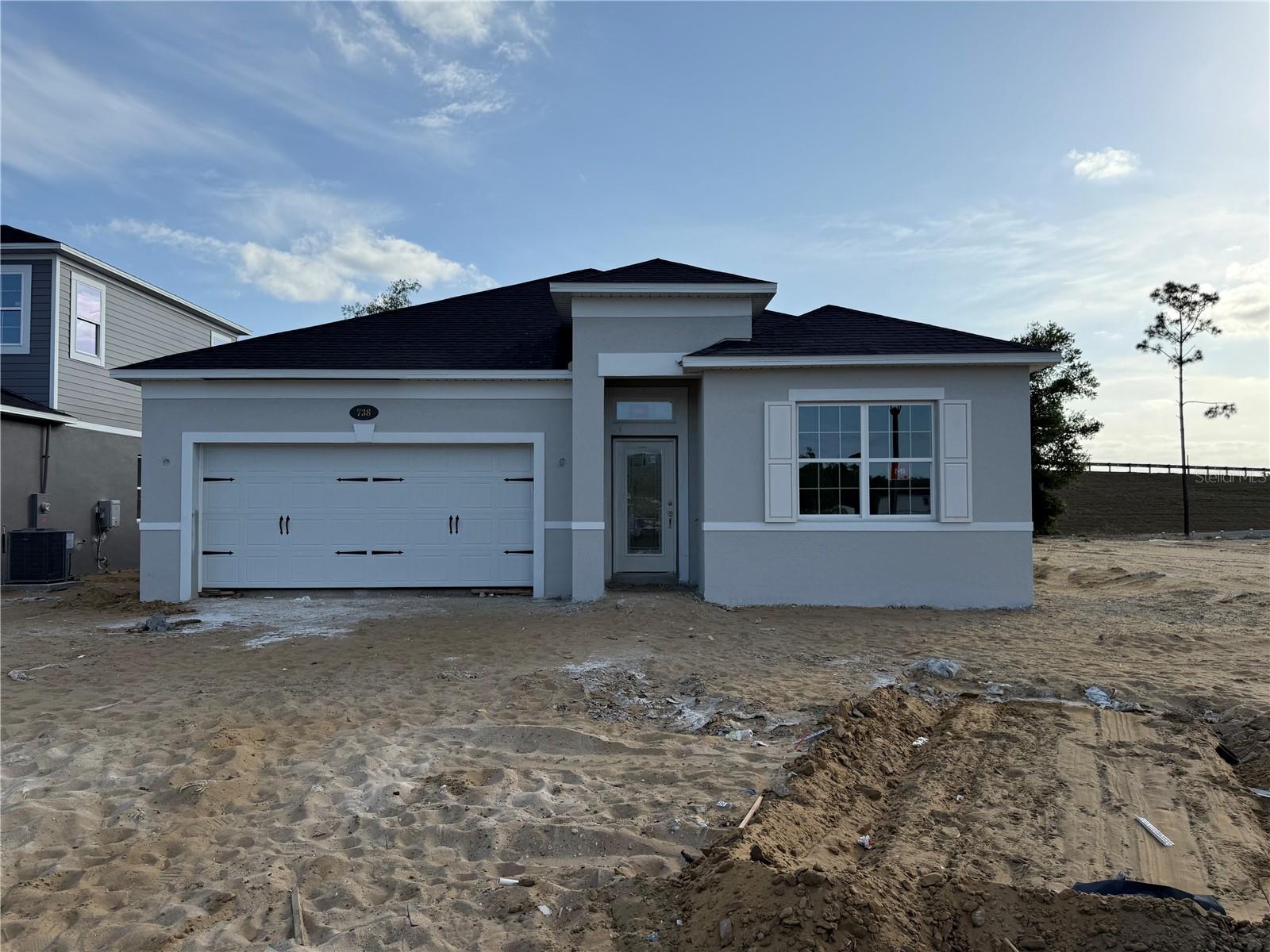 738 Pointe Emerson Blvd Property Photo