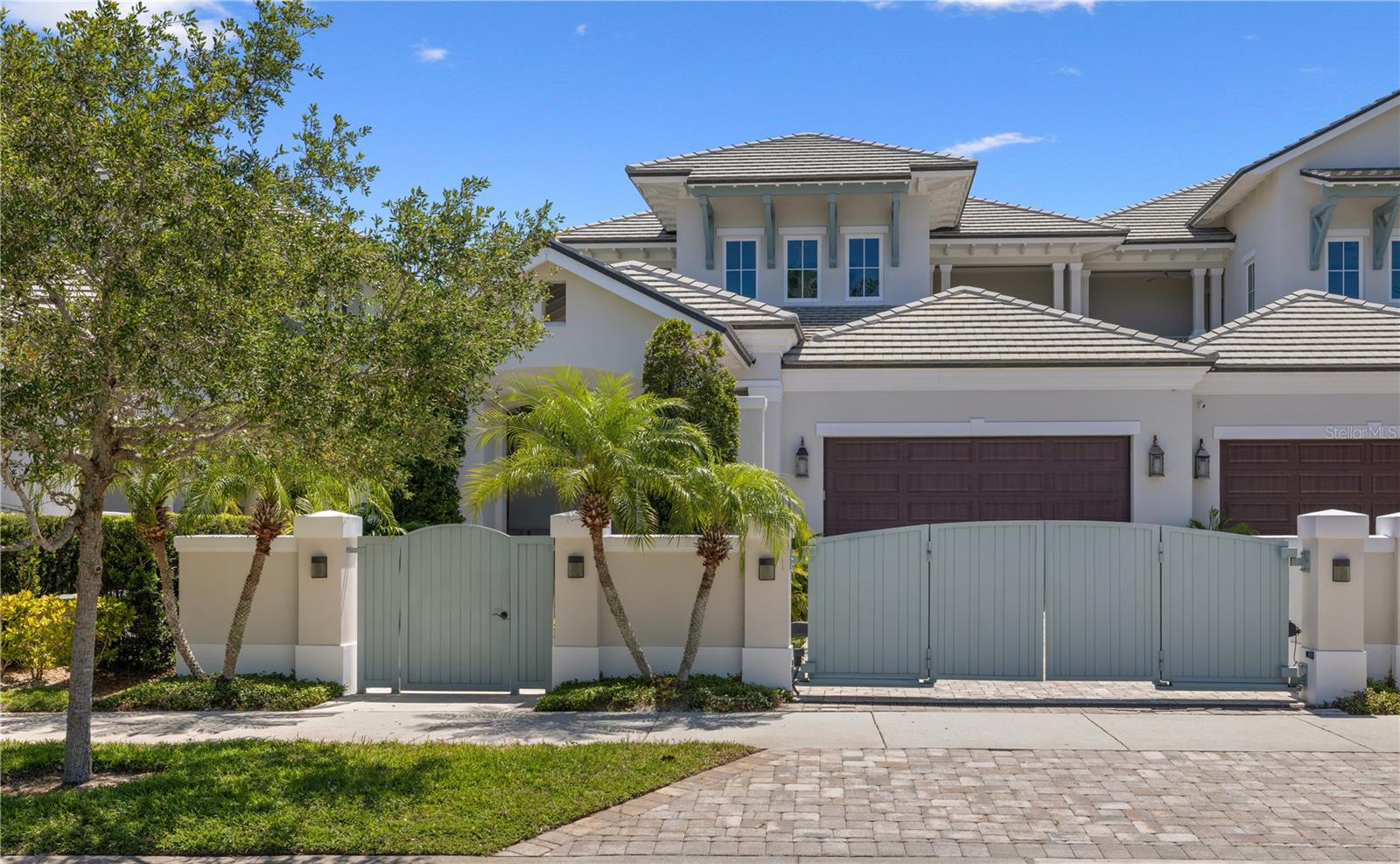 21 Royal Palm Pointe #c Property Photo