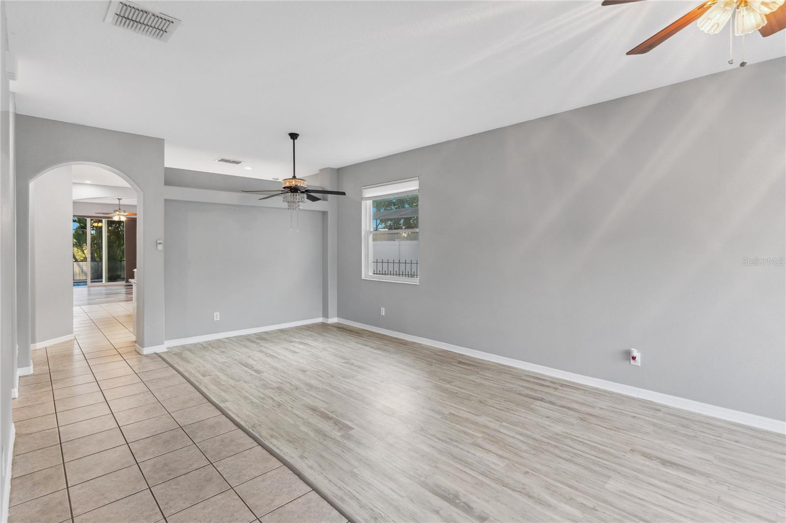 600 Rob Roy Dr Property Photo 6