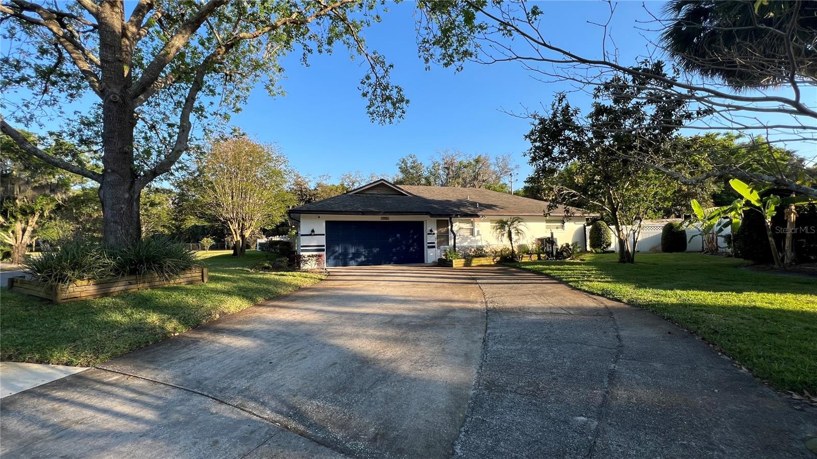 7730 Broken Arrow Trl Property Photo 3