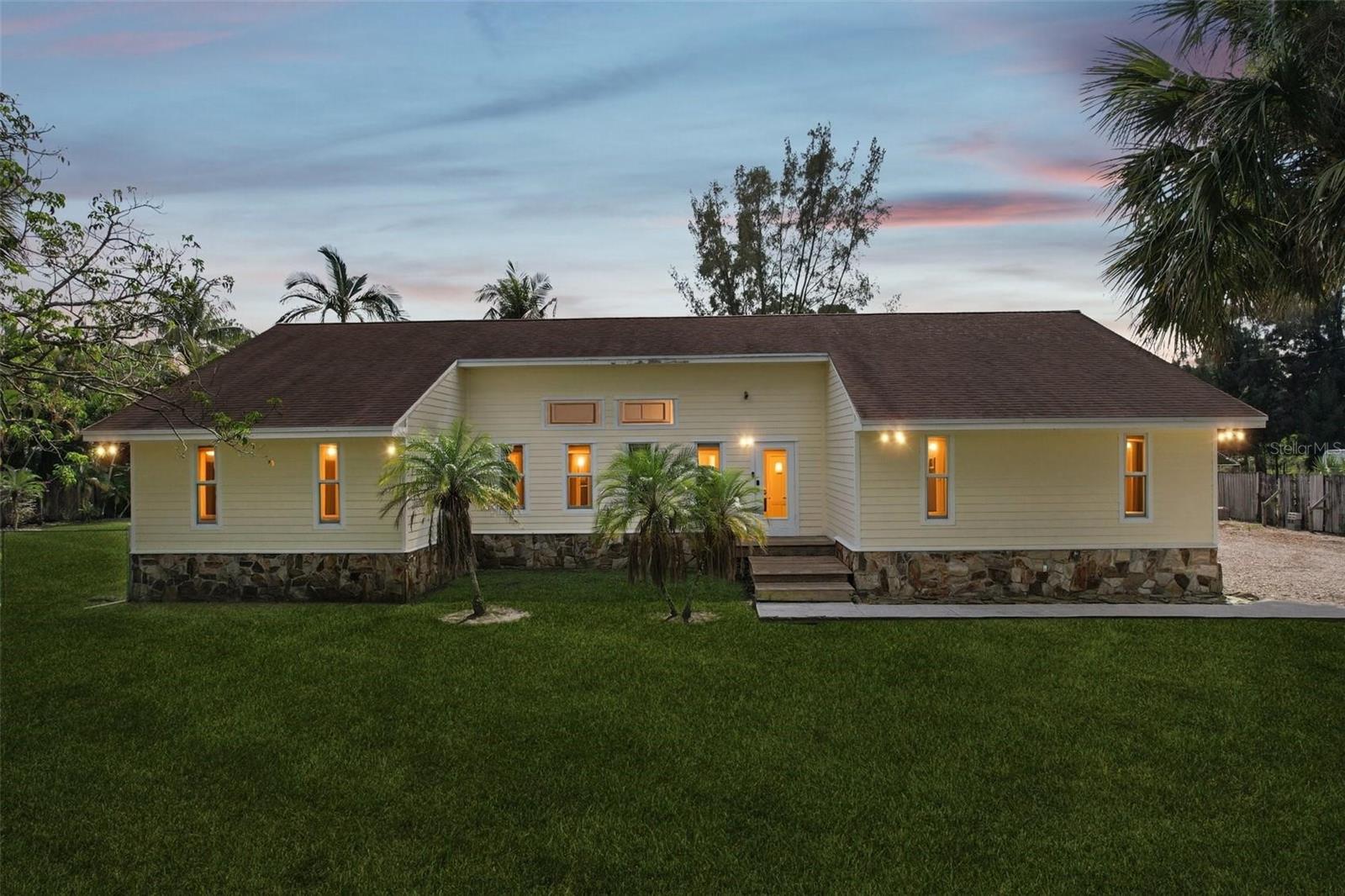 11352 Persimmon Blvd Property Photo