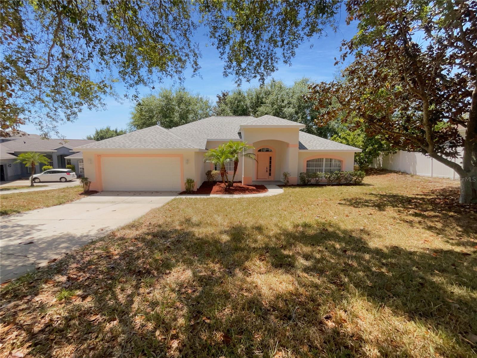 640 Westview Dr Property Photo