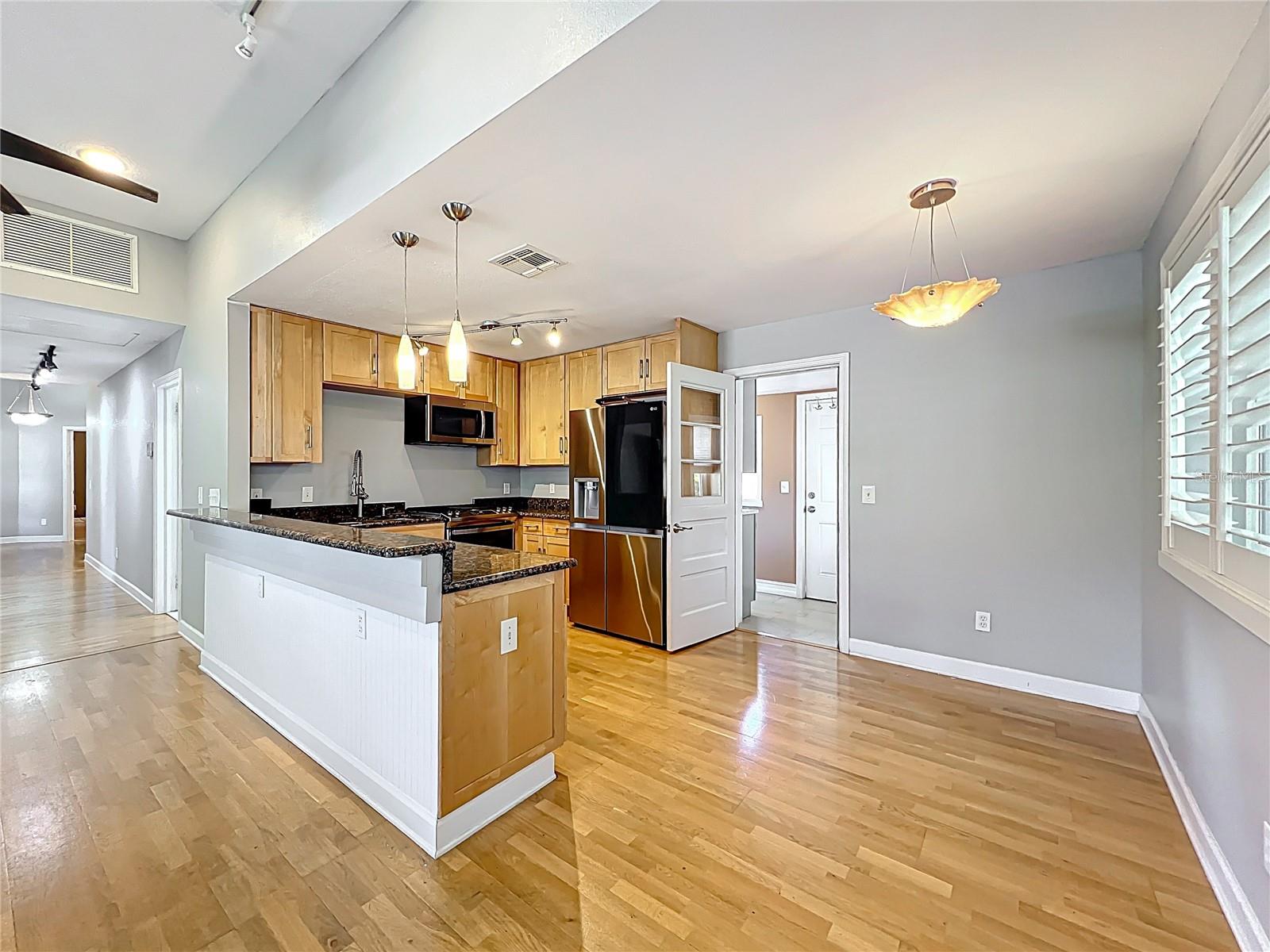 1122 Vassar St Property Photo 13