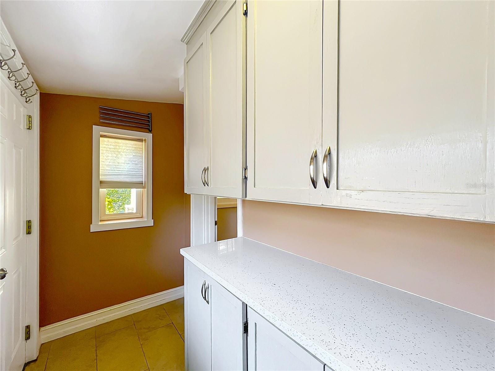 1122 Vassar St Property Photo 41