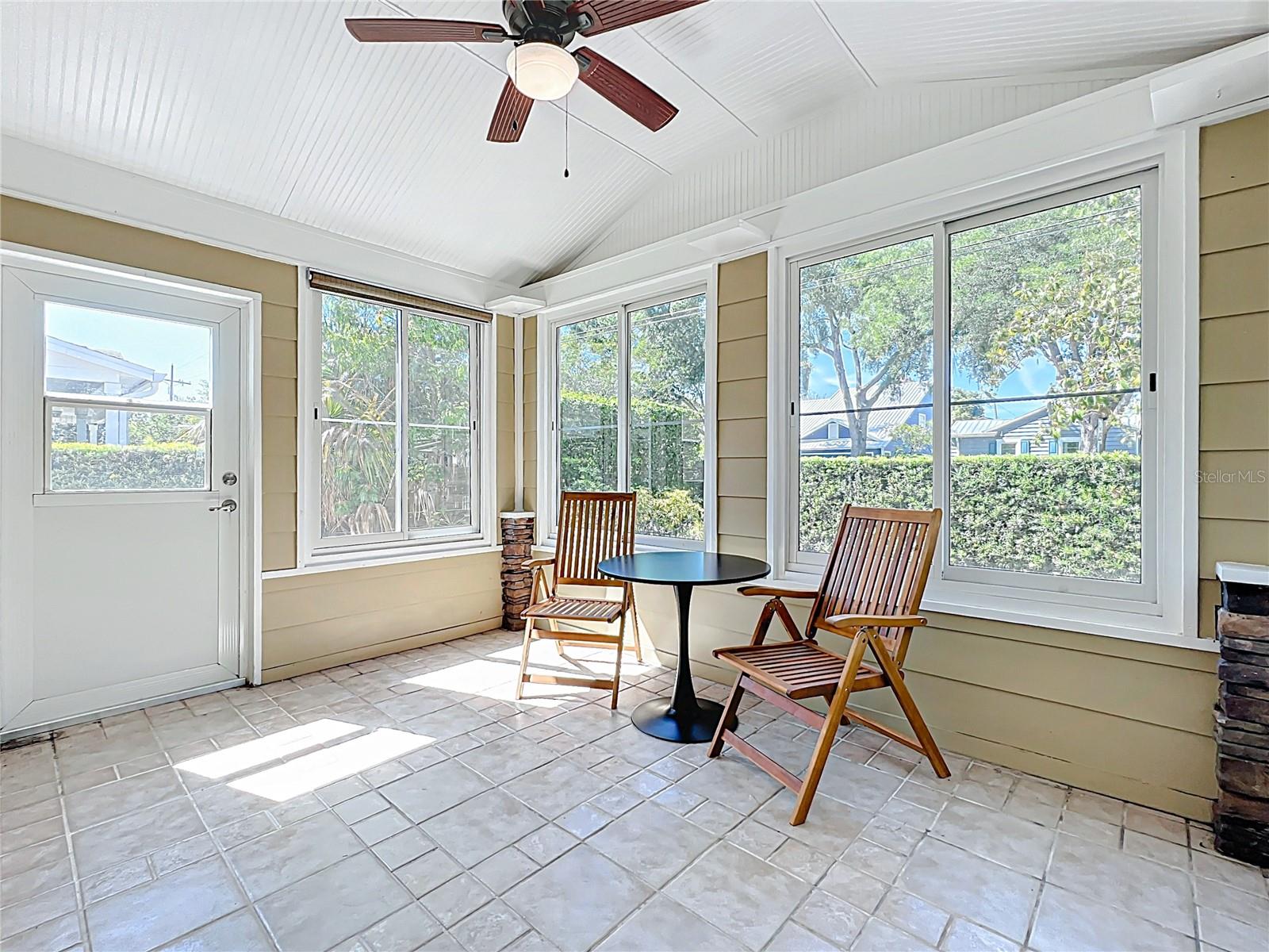1122 Vassar St Property Photo 42