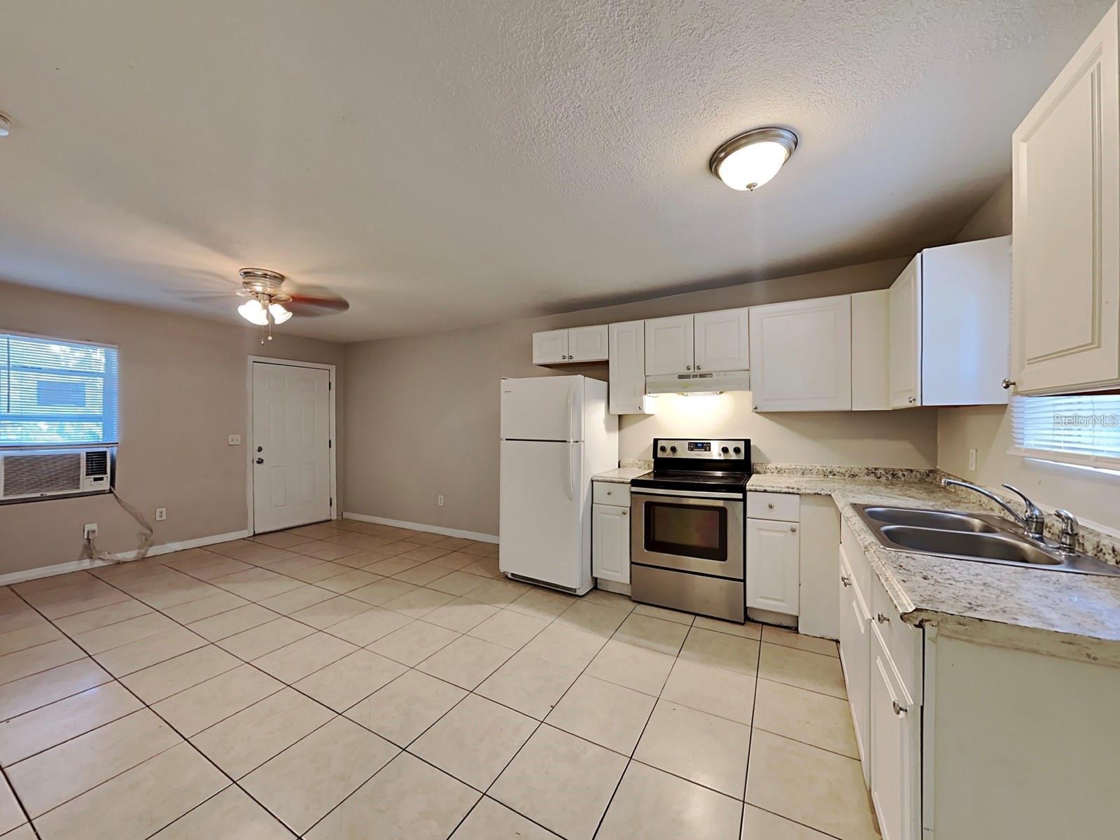 430 S Parsons Ave #3 Property Photo 5