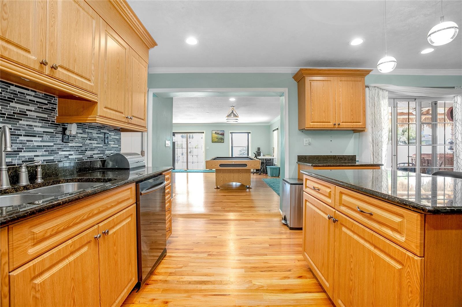 151 Sea Isle Cir Property Photo 13