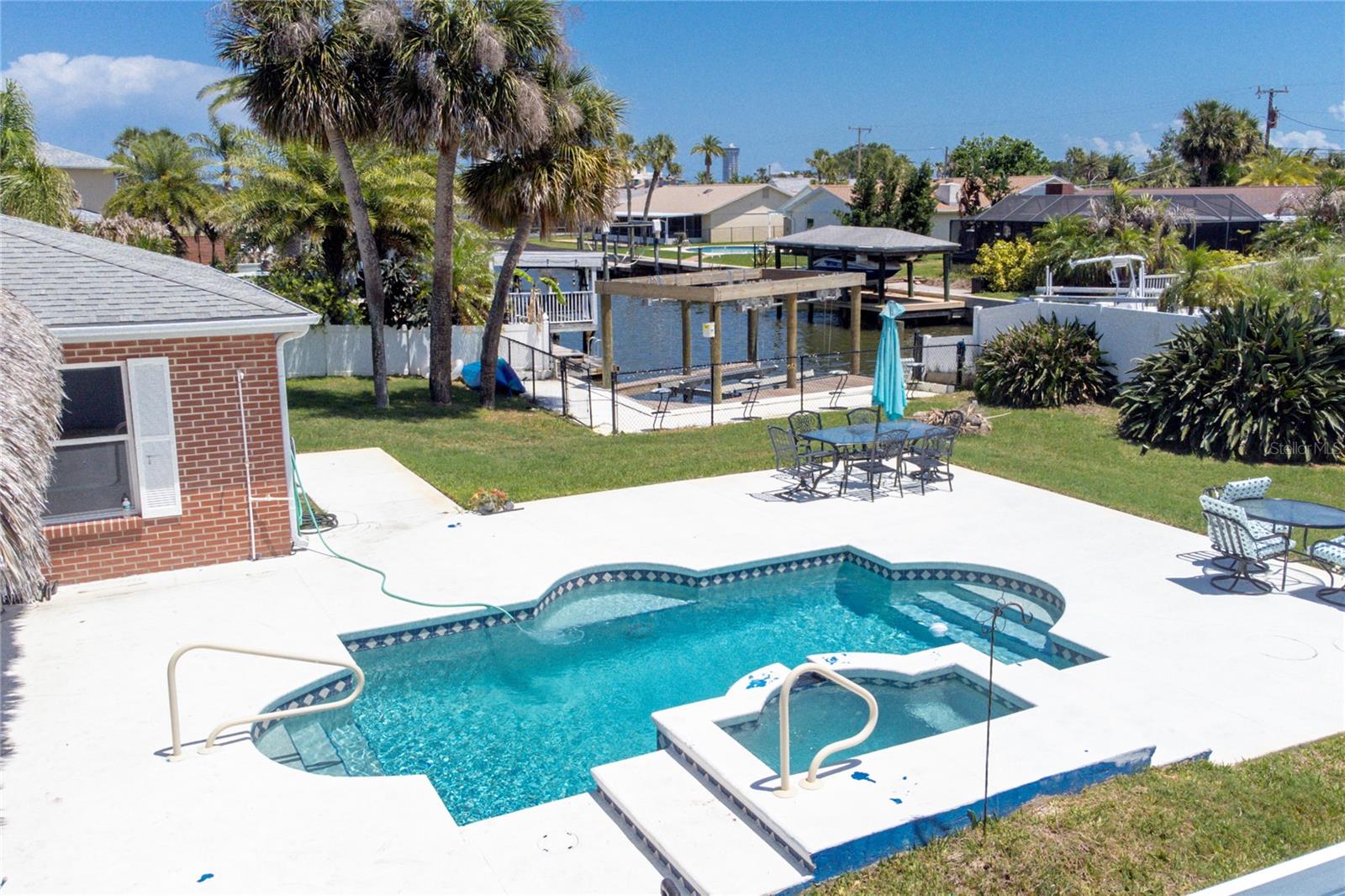 151 Sea Isle Cir Property Photo 33